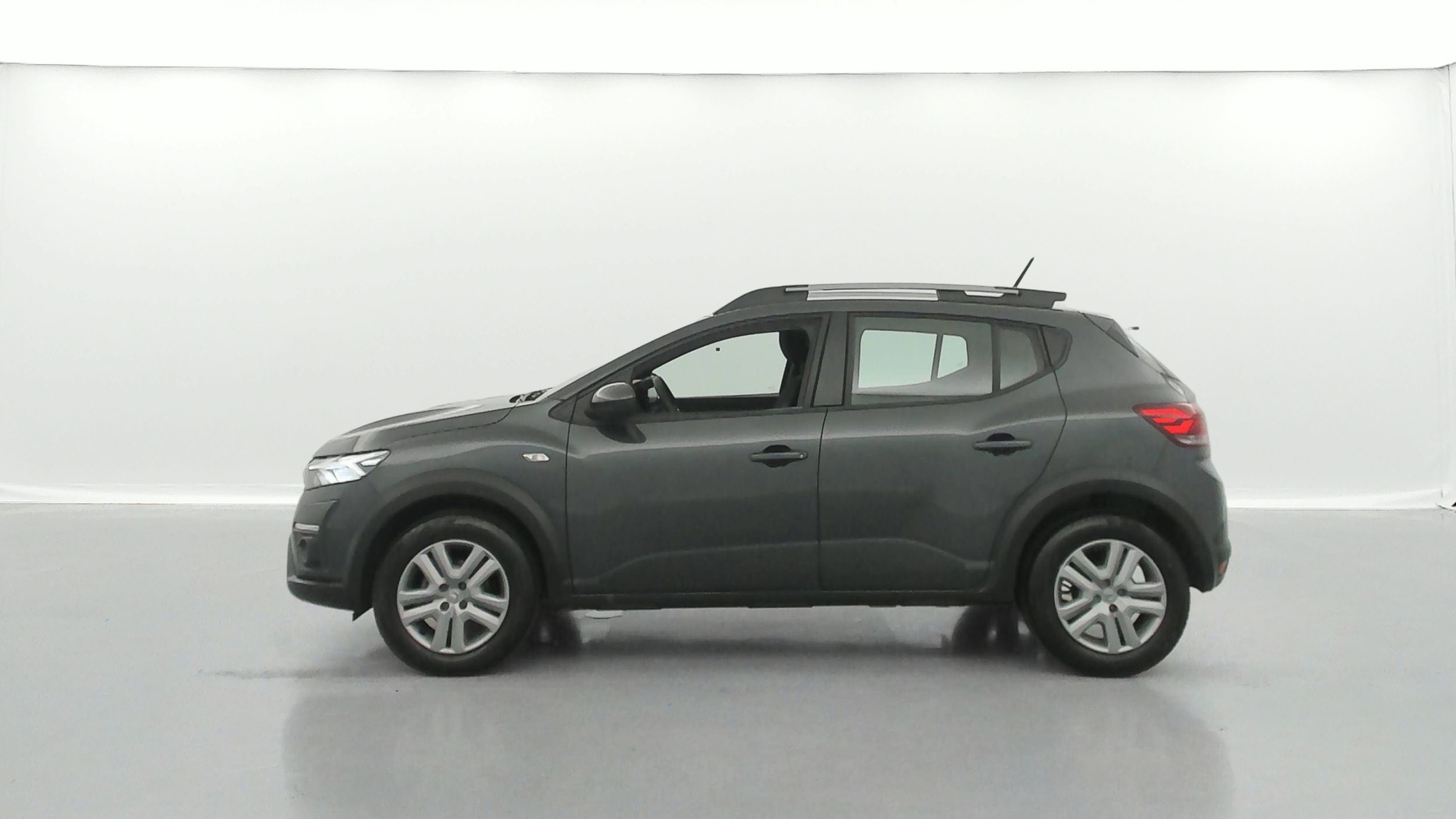 DACIA SANDERO   Stepway Confort TCe 90 22