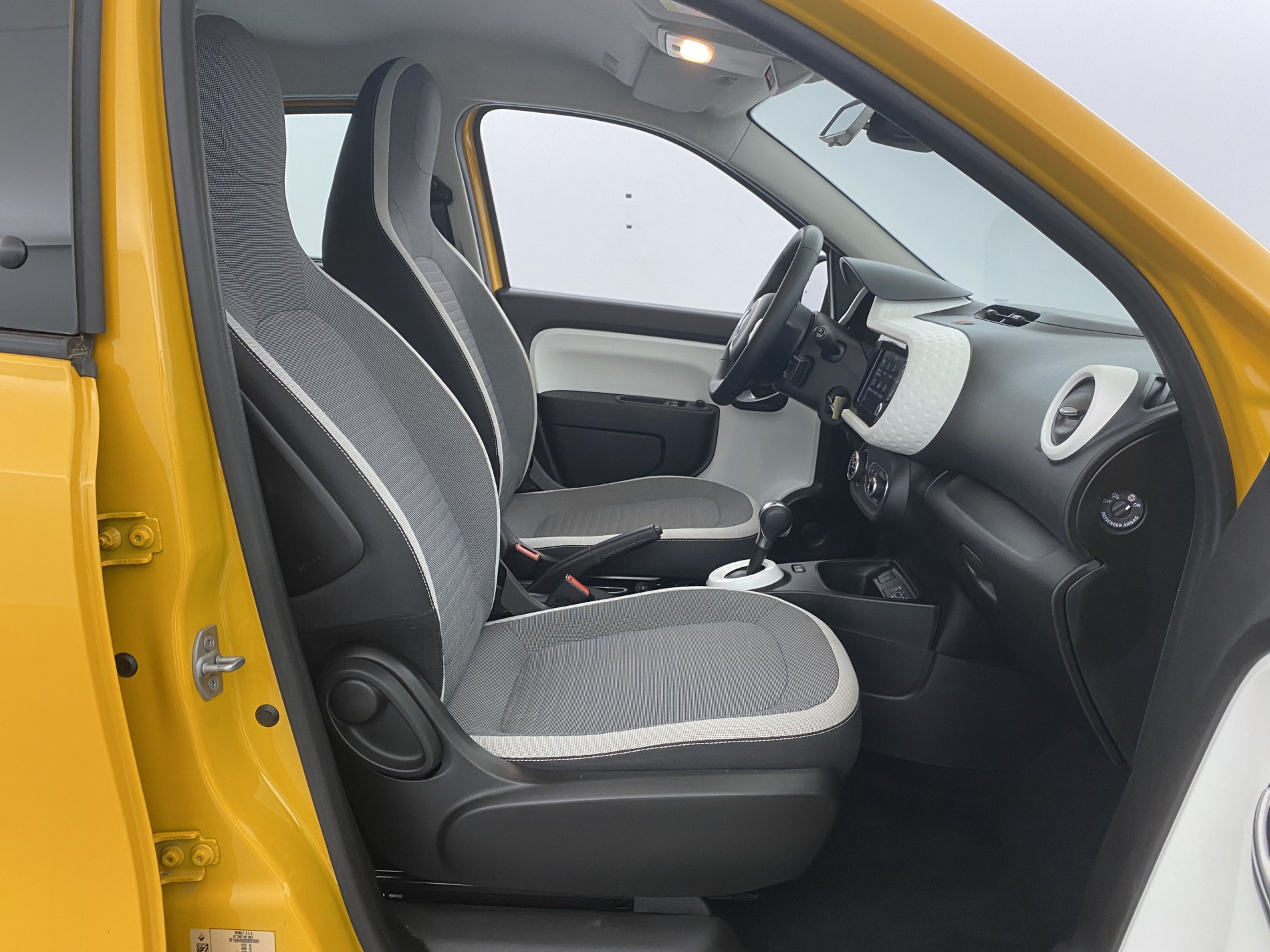 RENAULT TWINGO   Equilibre III E-Tech