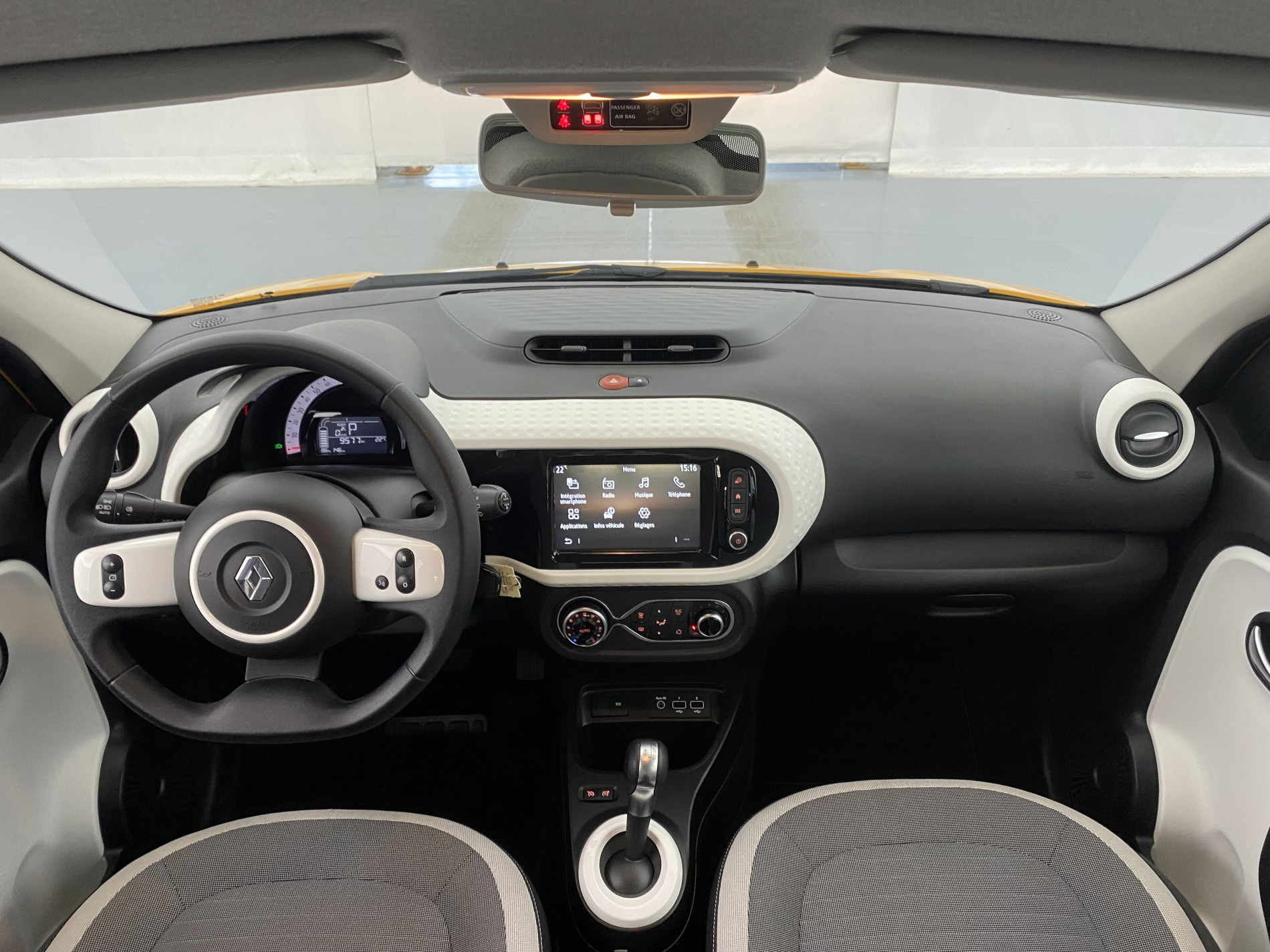 RENAULT TWINGO   Equilibre III E-Tech