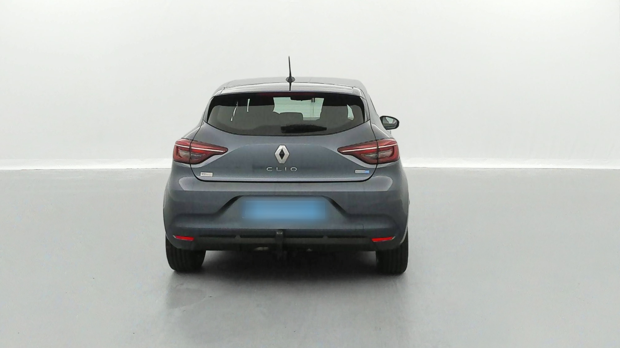 RENAULT CLIO   Limited E-Tech 140