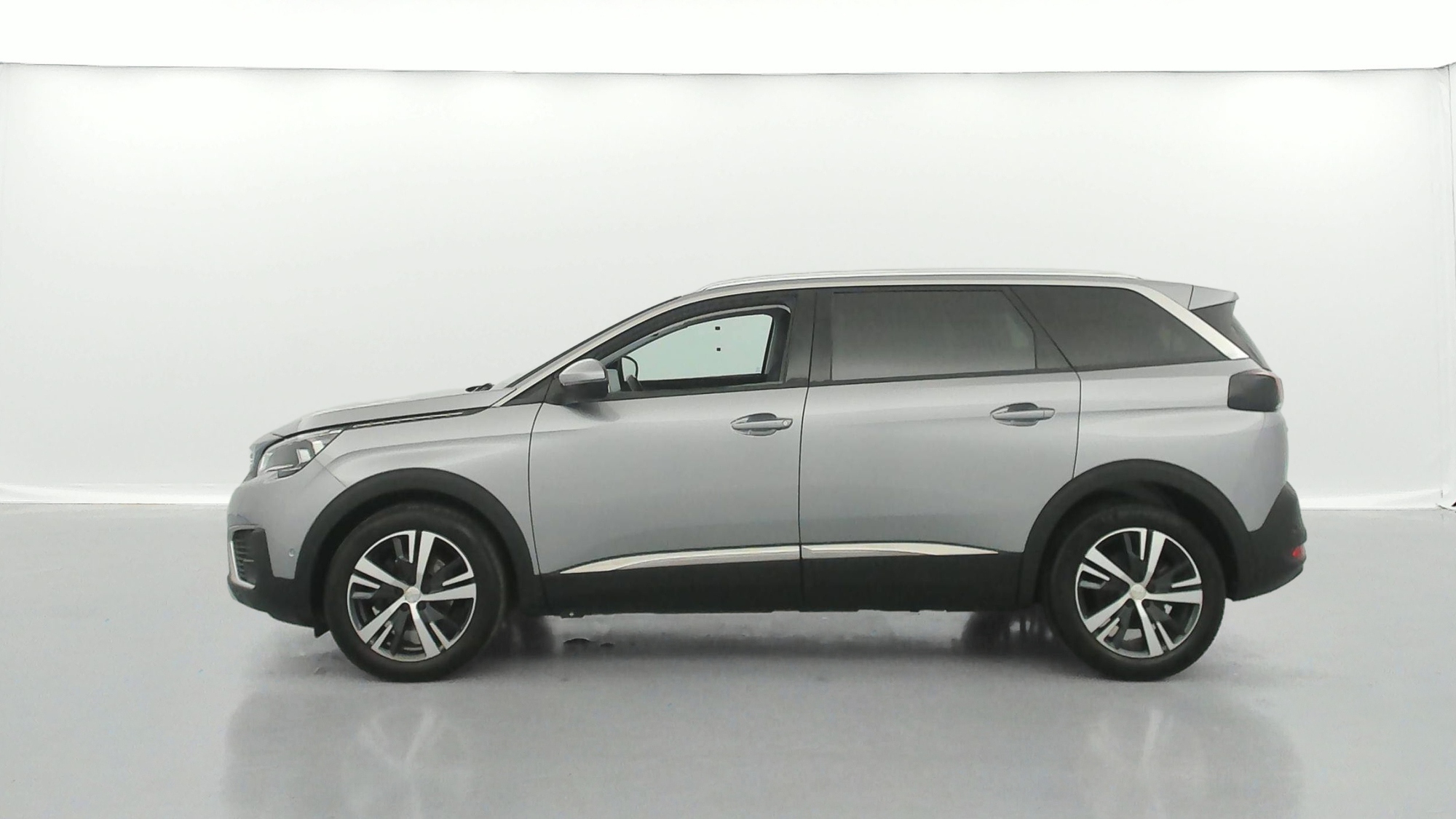 PEUGEOT 5008   Allure 1.2 PureTech 130ch S&S BVM6