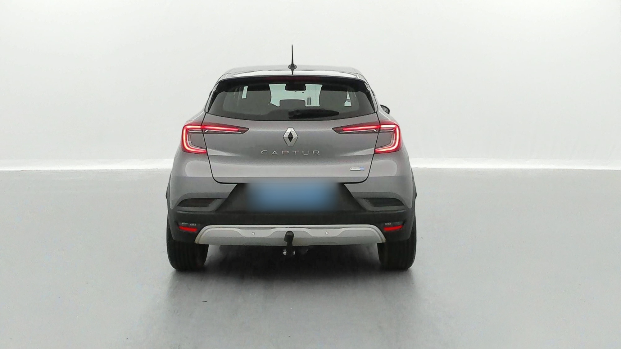 RENAULT CAPTUR   Business E-Tech 145 21