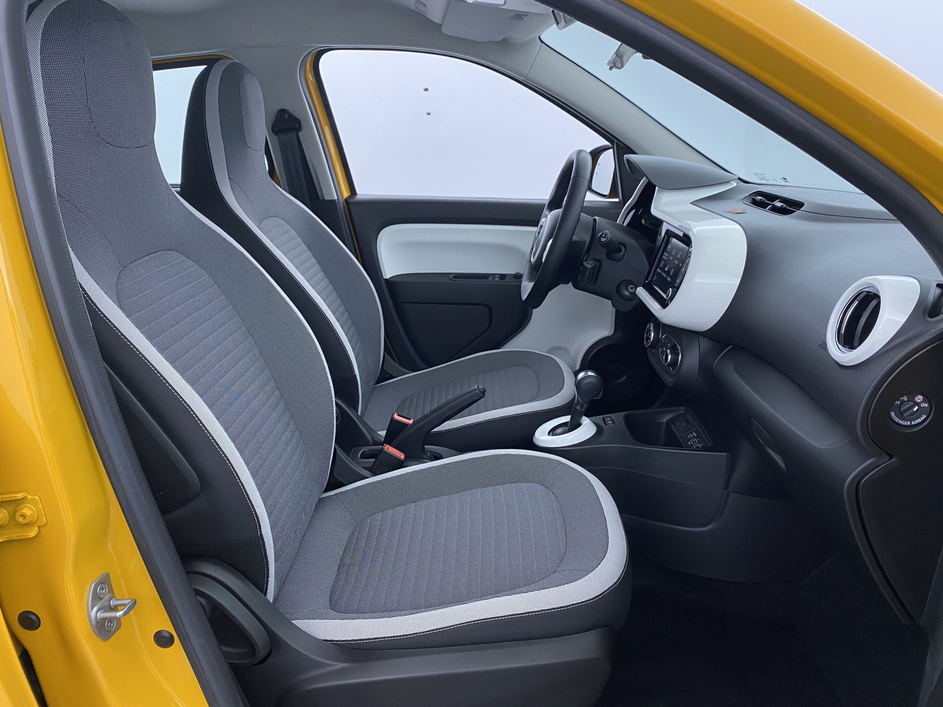 RENAULT TWINGO   Zen III Achat Integral