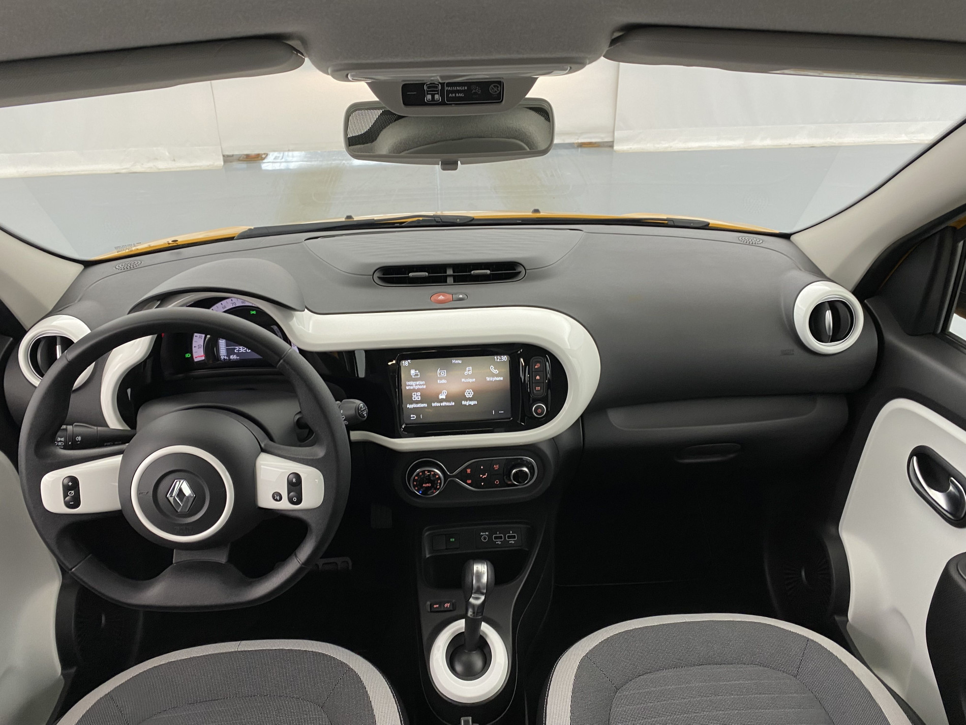 RENAULT TWINGO   Zen III Achat Integral