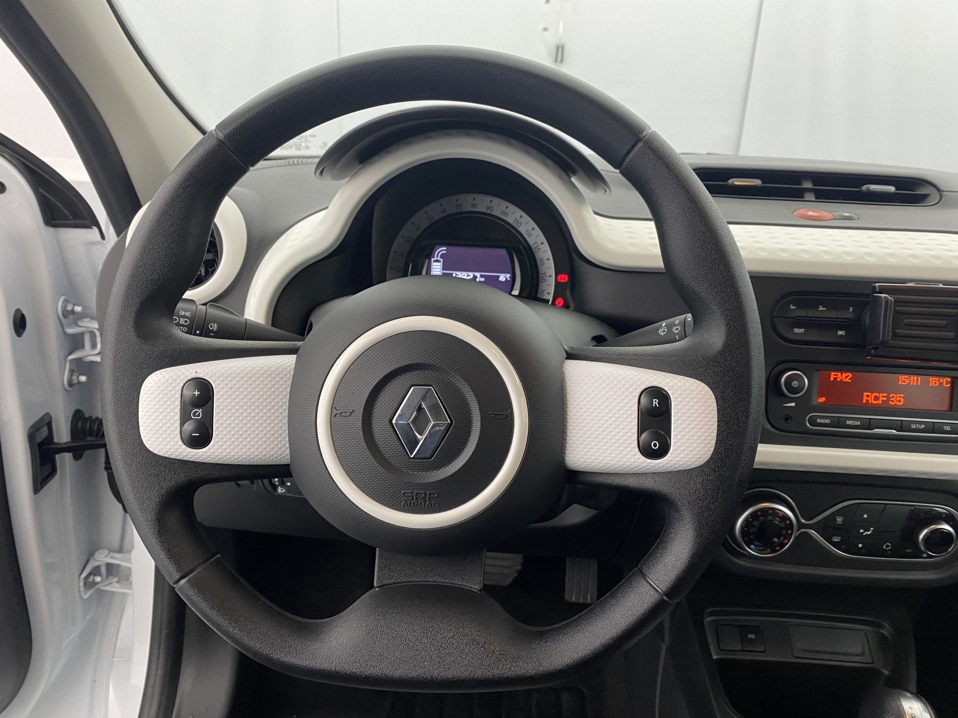 RENAULT TWINGO   Life III Achat Integral 21