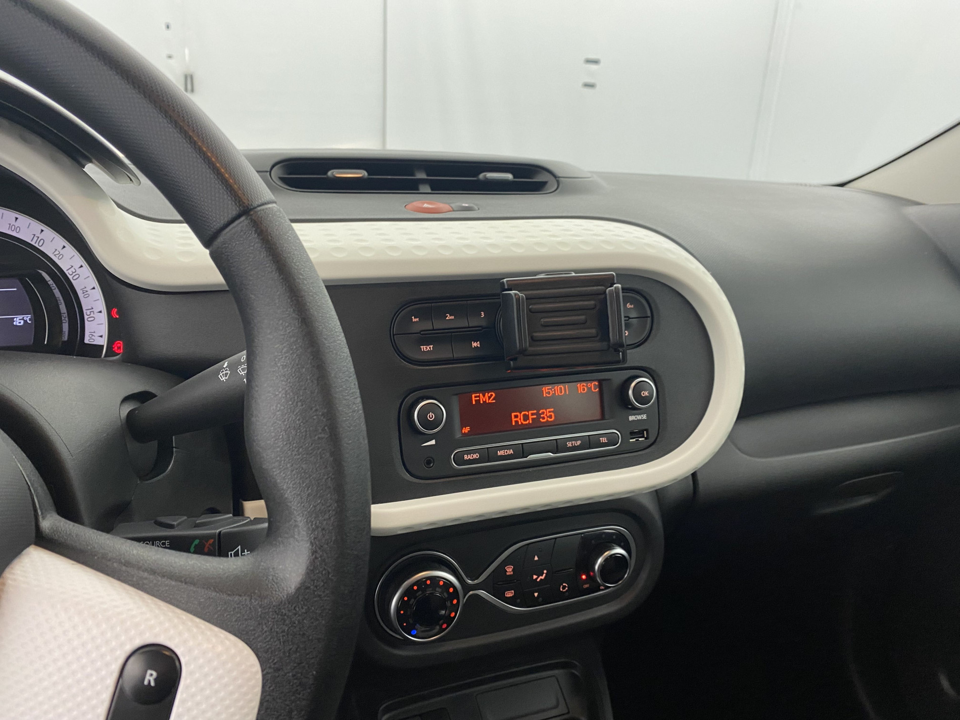 RENAULT TWINGO   Life III Achat Integral 21