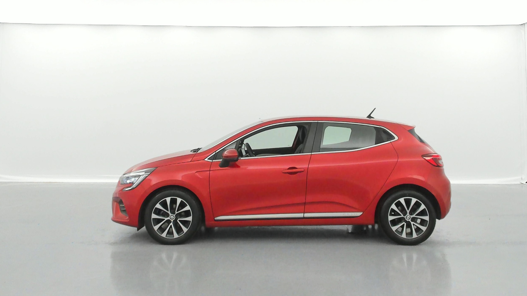 RENAULT CLIO   Intens TCe 100 GPL 21N