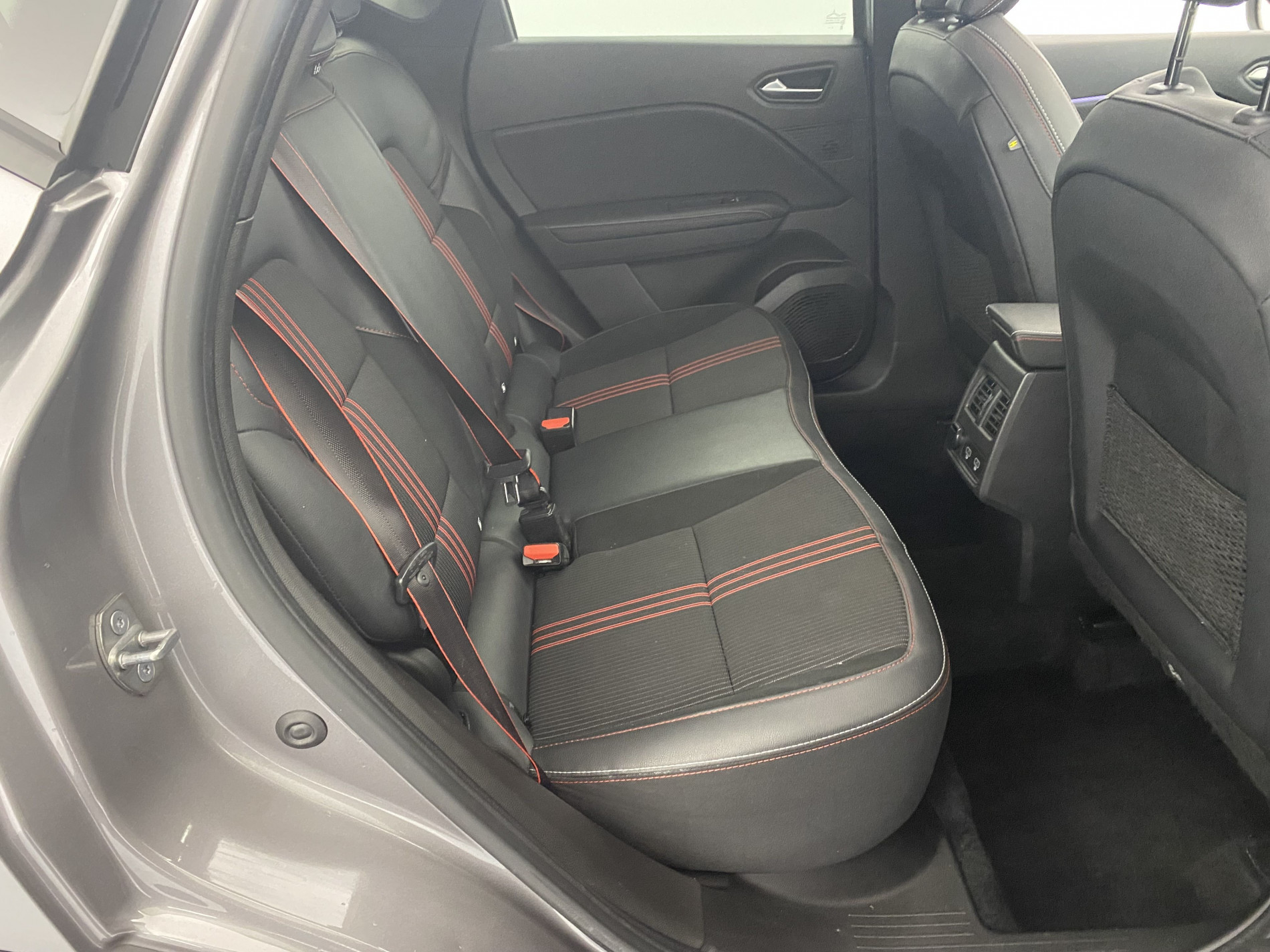 RENAULT CAPTUR   R.S. line mild hybrid 160 EDC