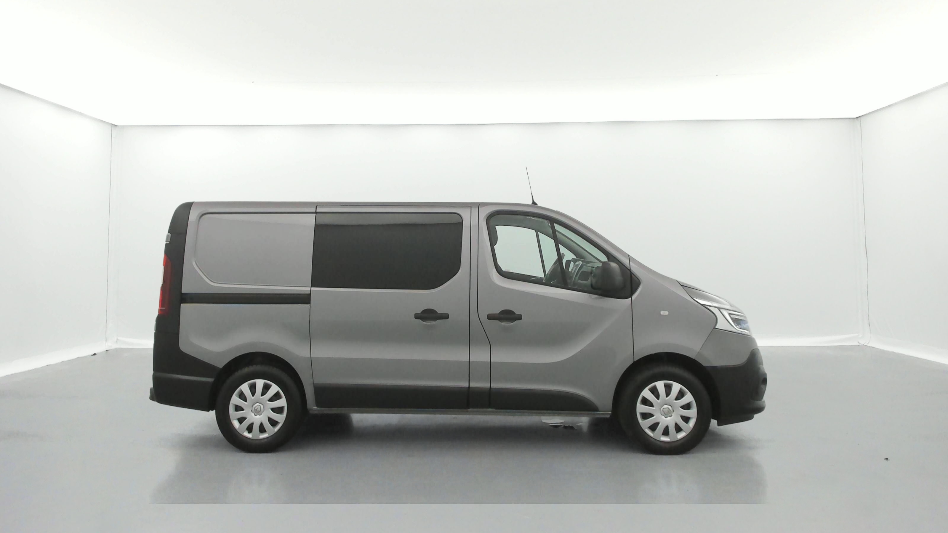 RENAULT Trafic Fg VUL   GRAND CONFORT TRAFIC CA L1H1 1200 KG DCI 145 ENERGY EDC