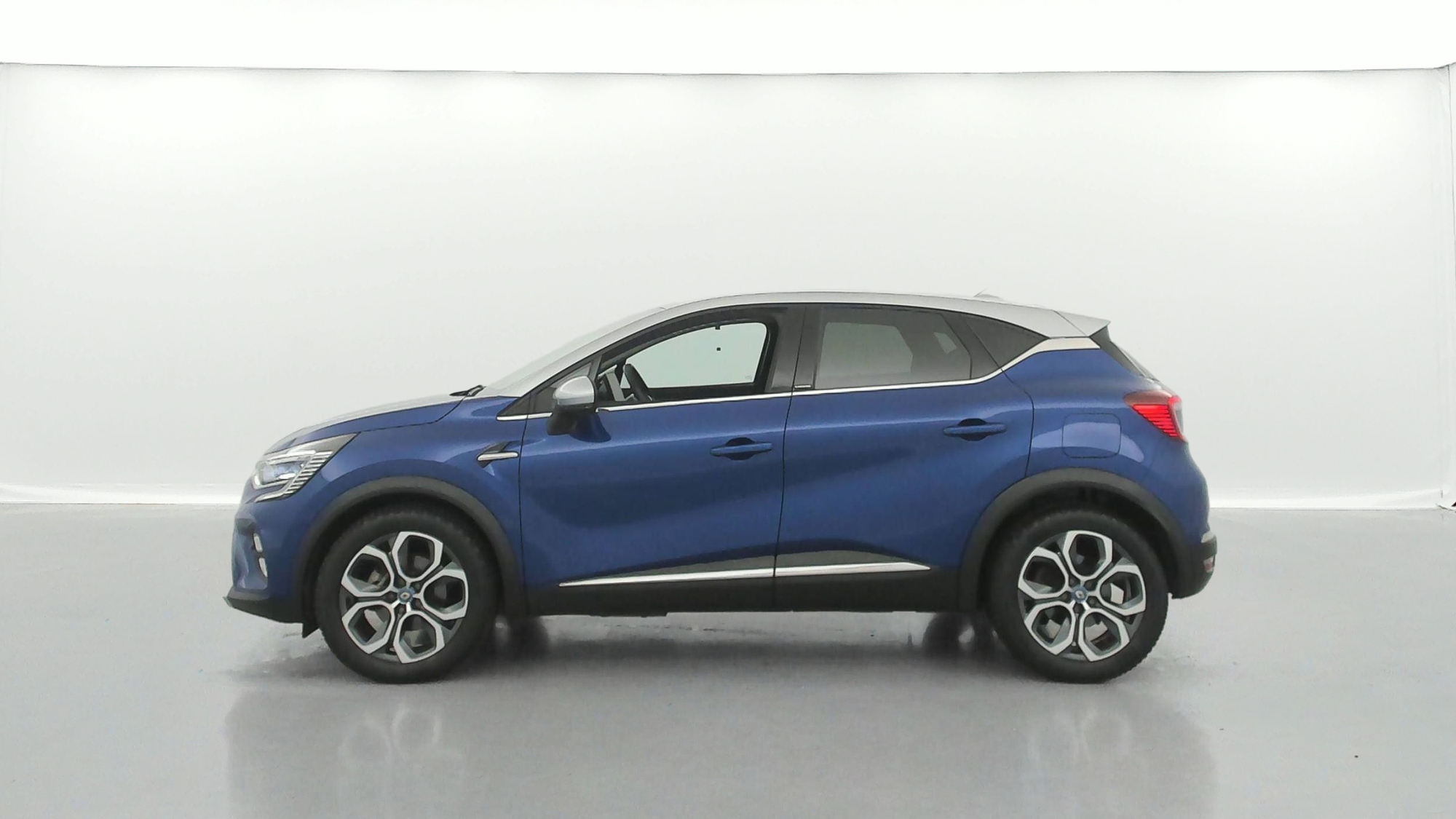 RENAULT CAPTUR   Intens E-Tech Plug-in 160