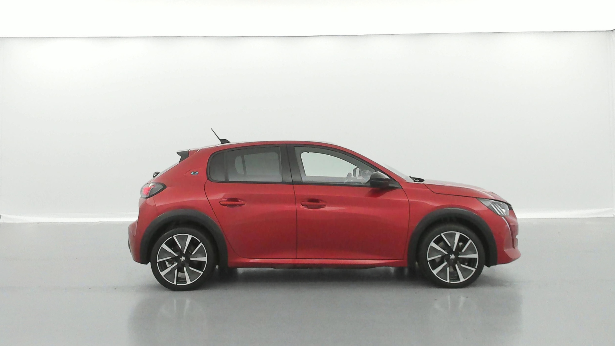 PEUGEOT 208   GT Electrique 50 kWh 136ch