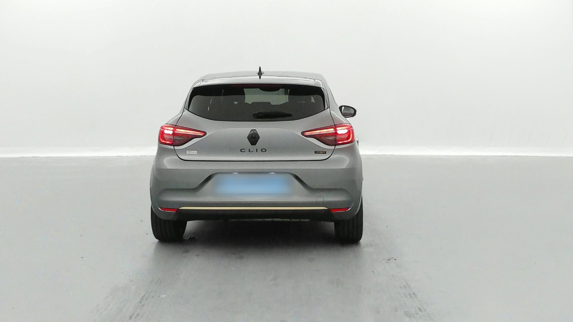 RENAULT CLIO   Engineered E-Tech full hybrid 145