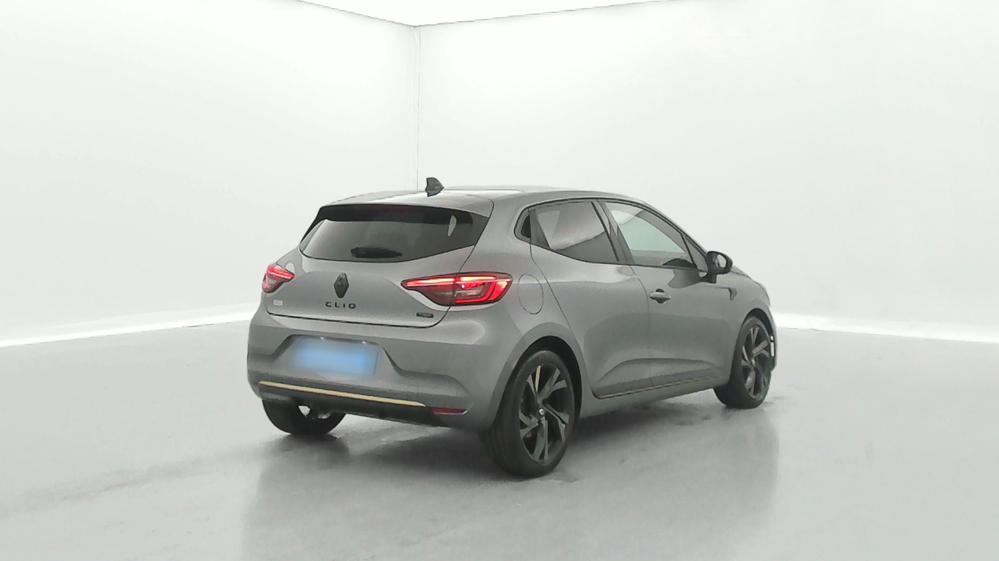 RENAULT CLIO   Engineered E-Tech full hybrid 145