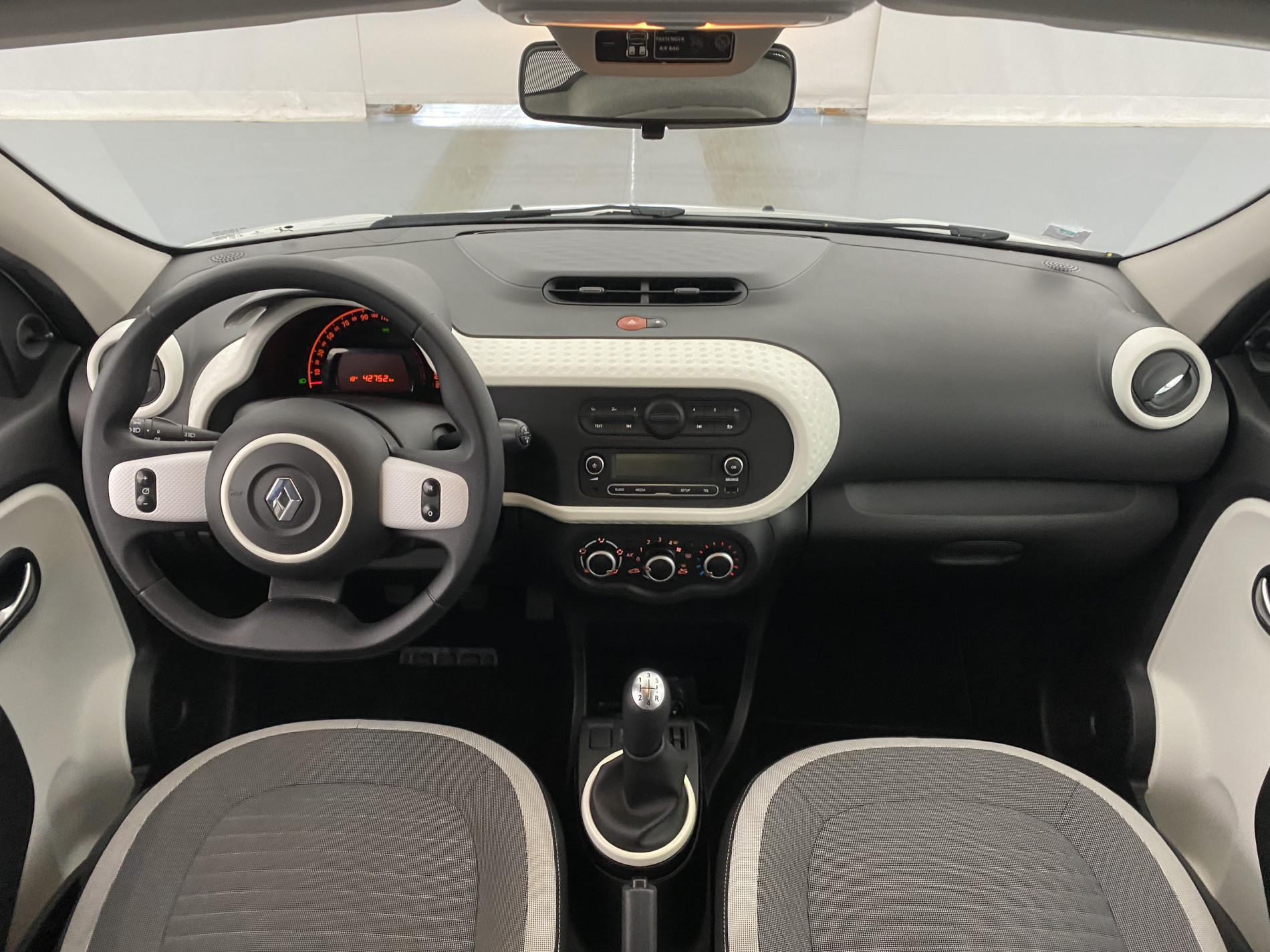 RENAULT TWINGO   Zen 1.0 SCe 70