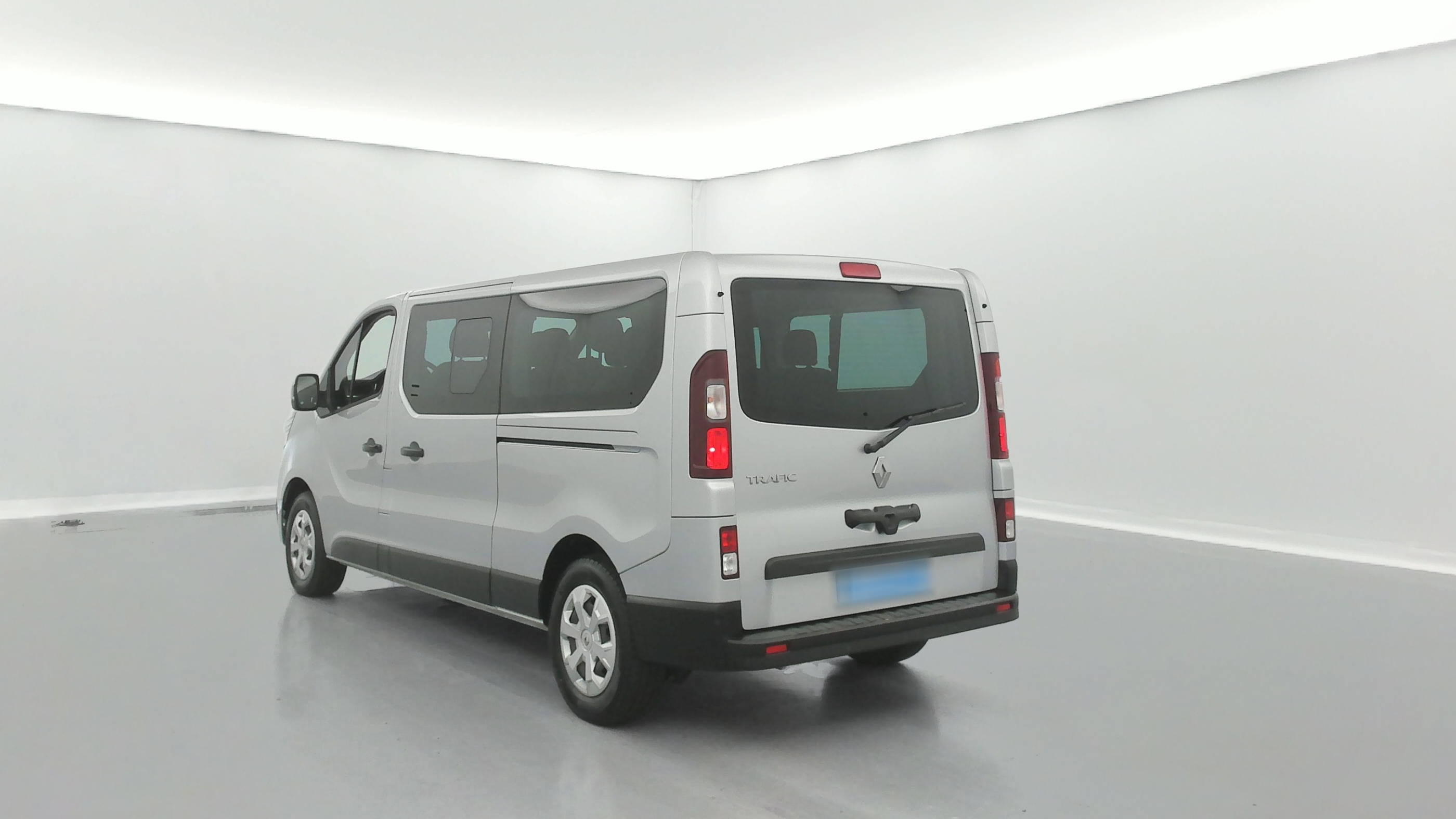 RENAULT Trafic Fg VUL   Intens L2 dCi 170 EDC 9 PLACES