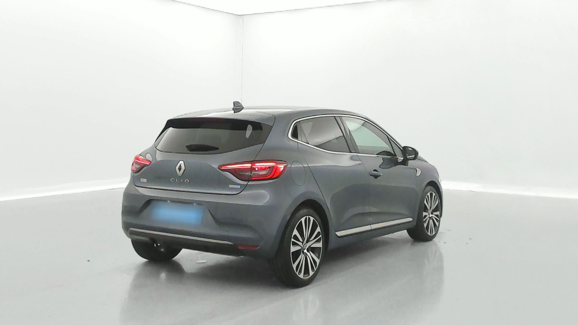 RENAULT CLIO   Initiale Paris E-Tech 140