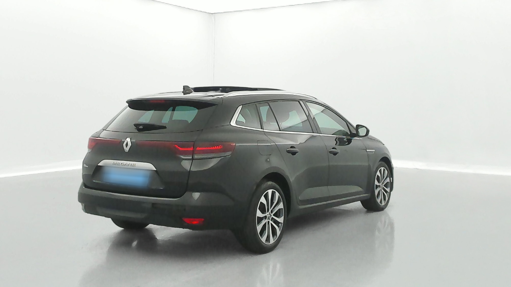 RENAULT MEGANE ESTATE   Techno TCe 140 EDC