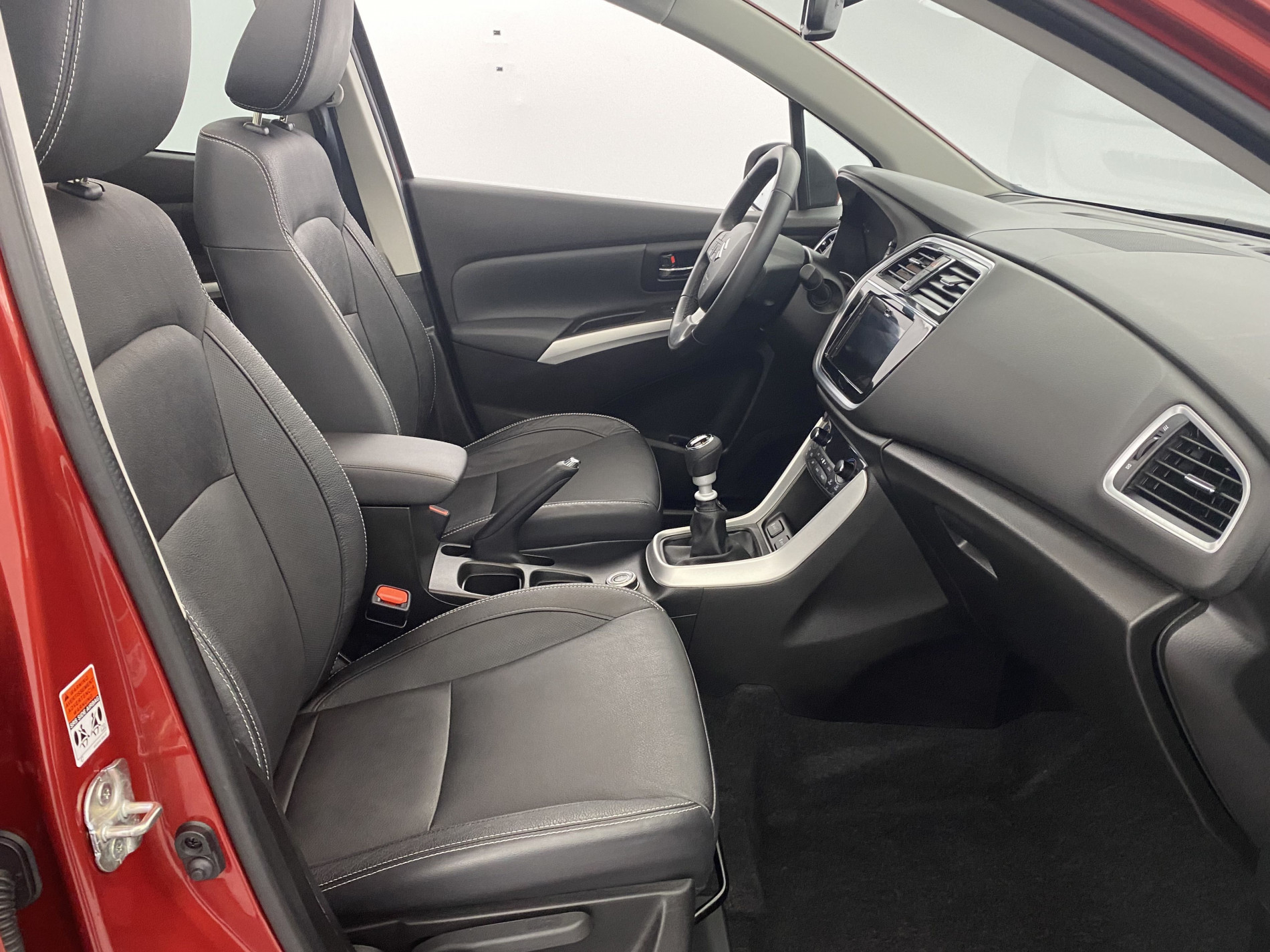 SUZUKI S-CROSS   Style 1.4 Boosterjet Allgrip Hybrid