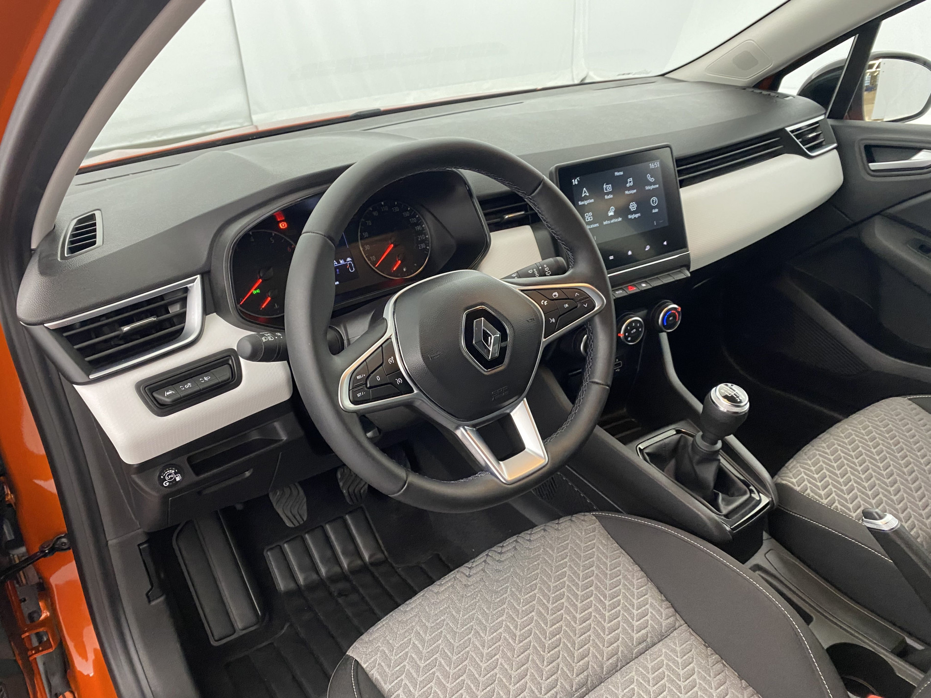 RENAULT CLIO   Evolution TCe 100 GPL