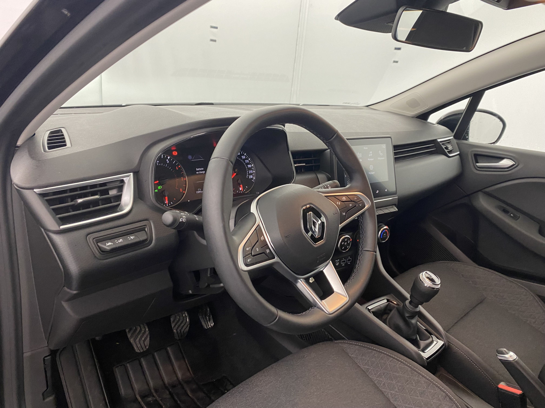 RENAULT CLIO   Equilibre TCe 90