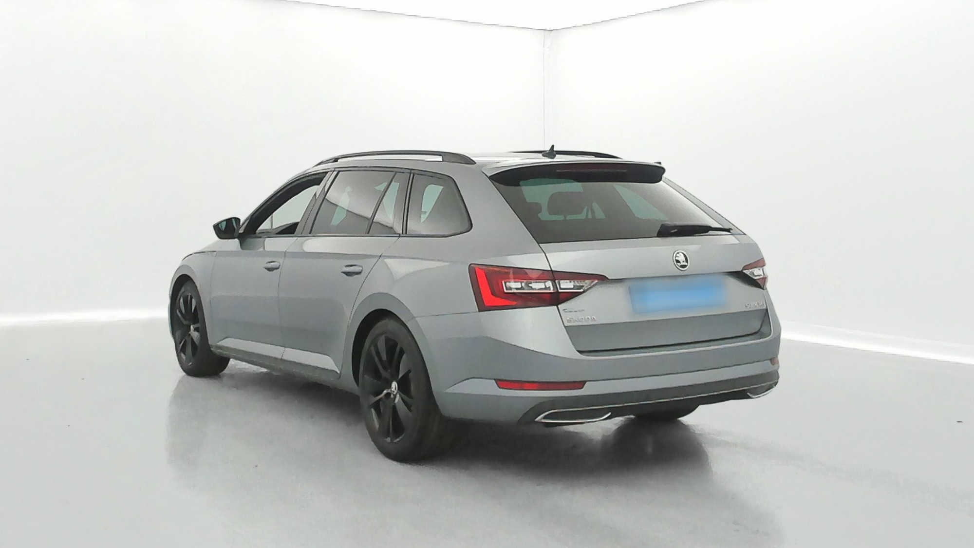 SKODA Superb Combi   Sportline 2.0 TDI 150 SCR DSG7