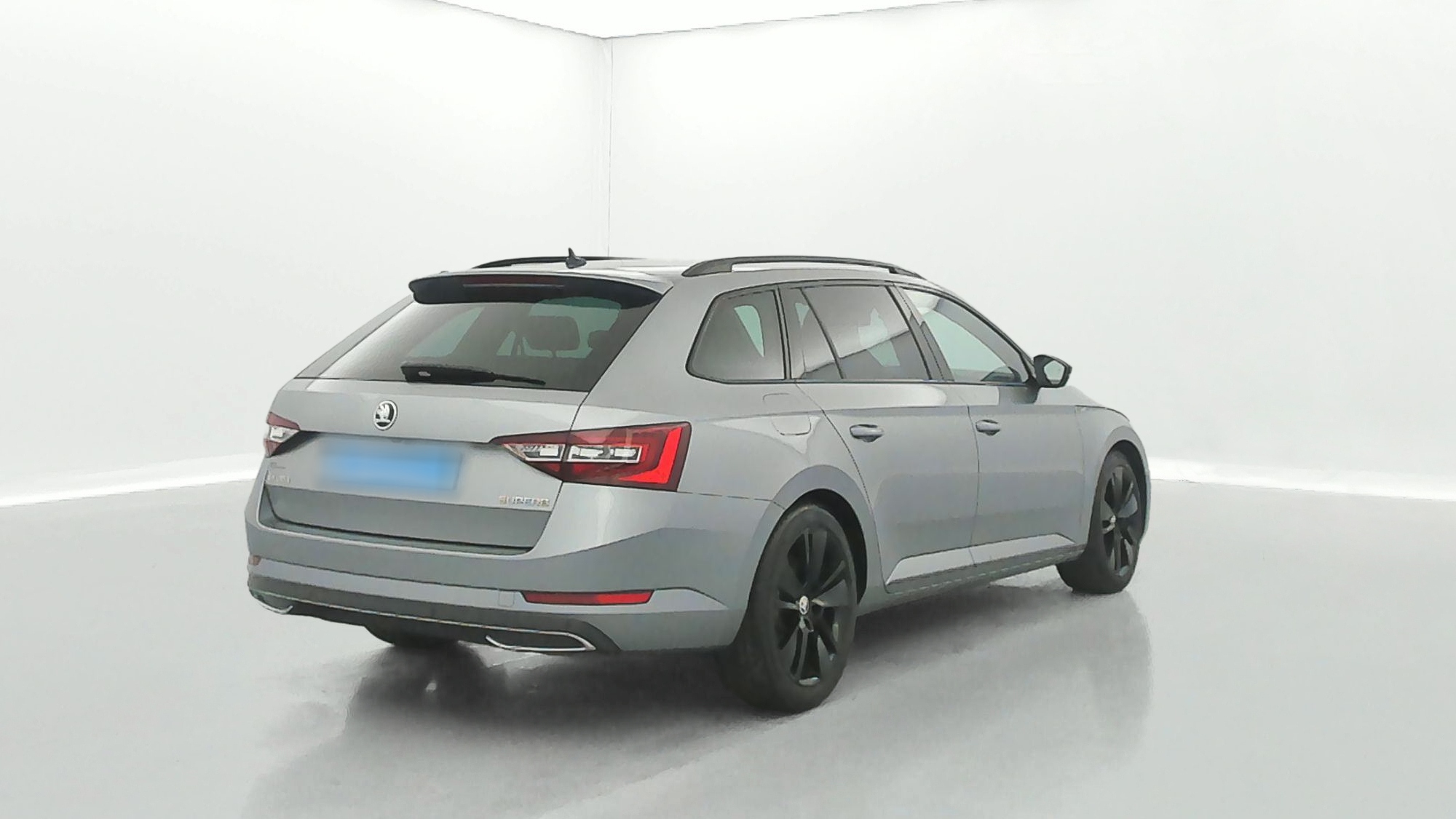 SKODA Superb Combi   Sportline 2.0 TDI 150 SCR DSG7