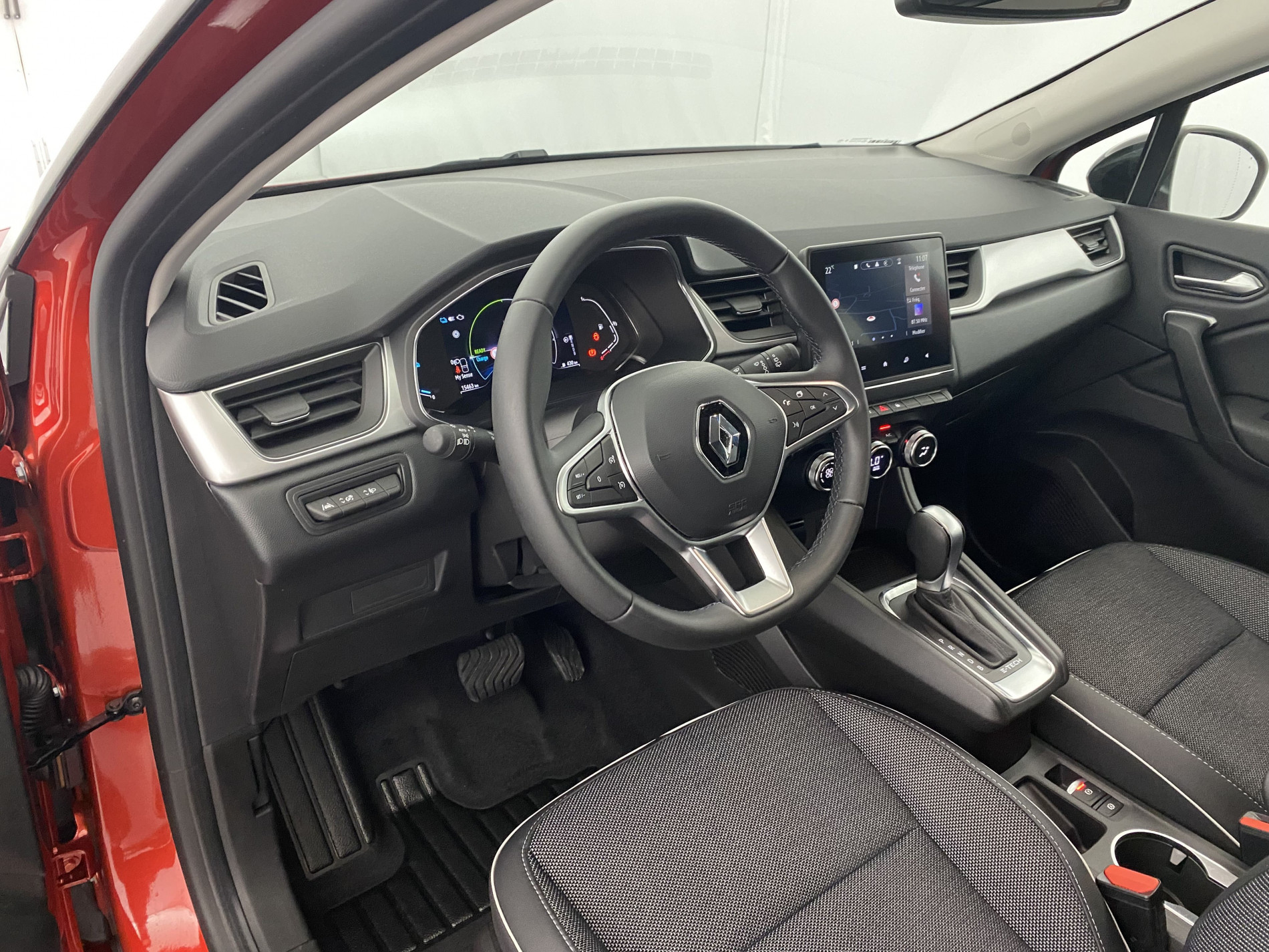 RENAULT CAPTUR   Intens E-Tech 145 21