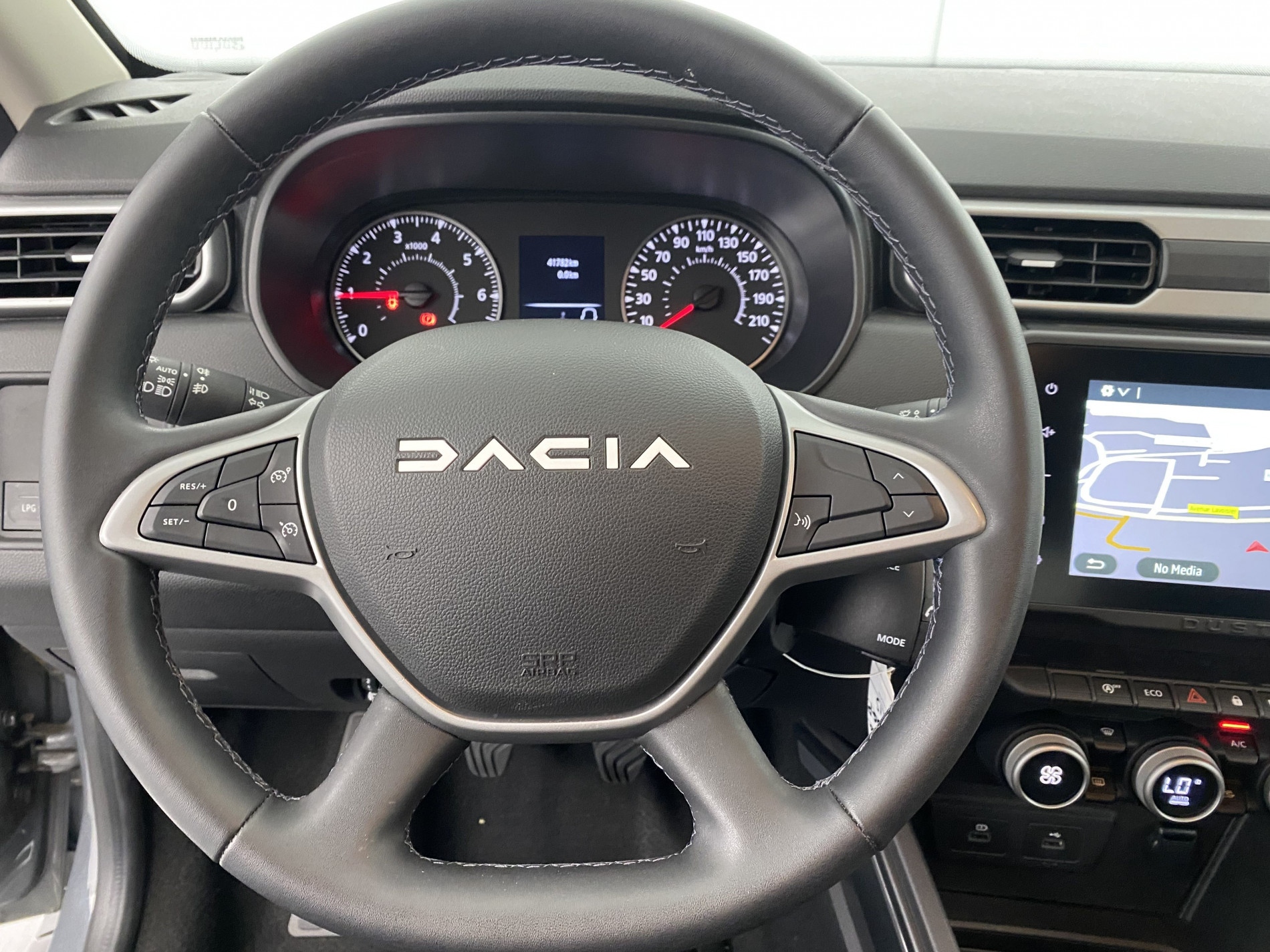 DACIA DUSTER   Journey ECO-G 100 4x2