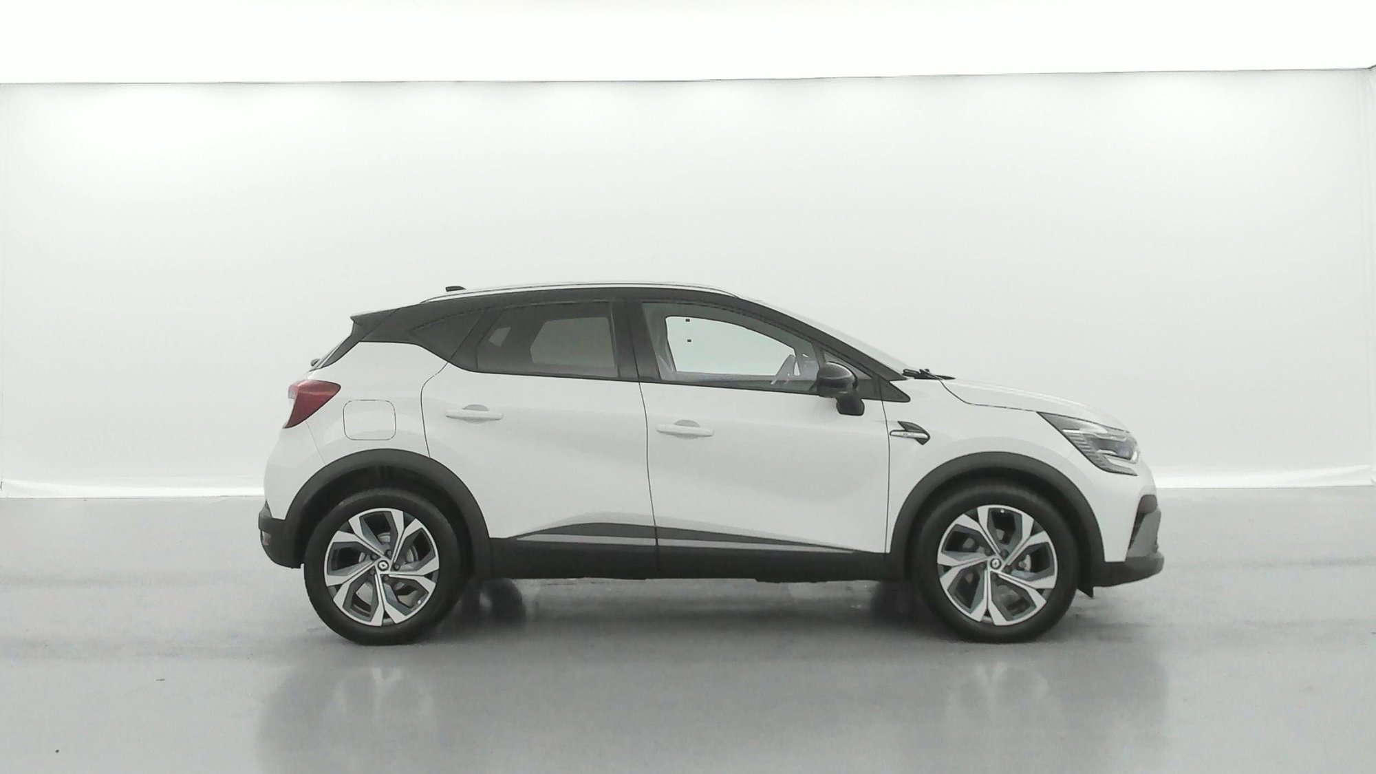 RENAULT CAPTUR   R.S. line mild hybrid 160 EDC