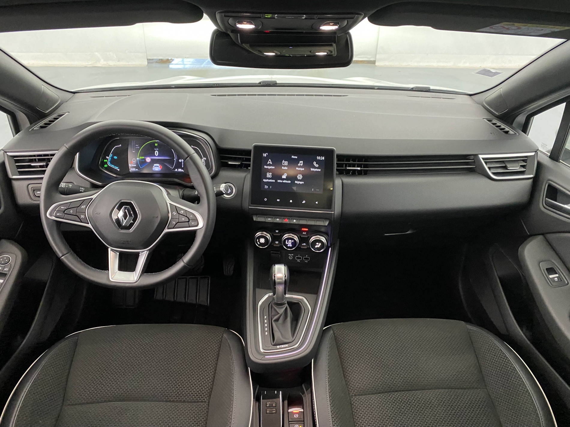 RENAULT CLIO   Intens E-Tech 140