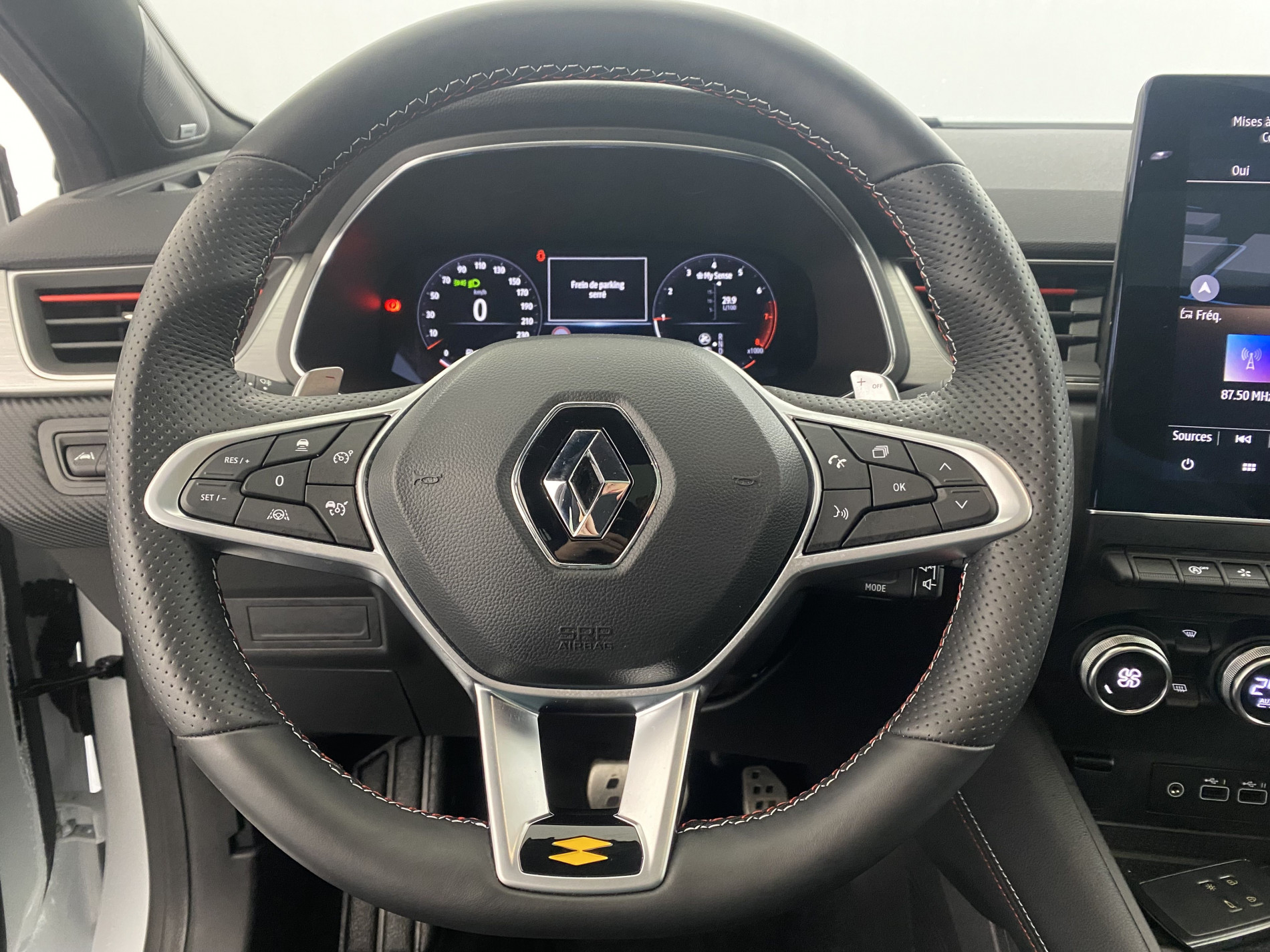 RENAULT CAPTUR R.S. line mild hybrid 160 EDC