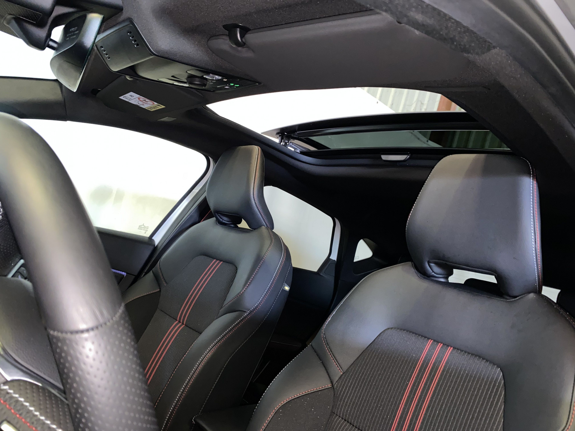 RENAULT CAPTUR R.S. line mild hybrid 160 EDC