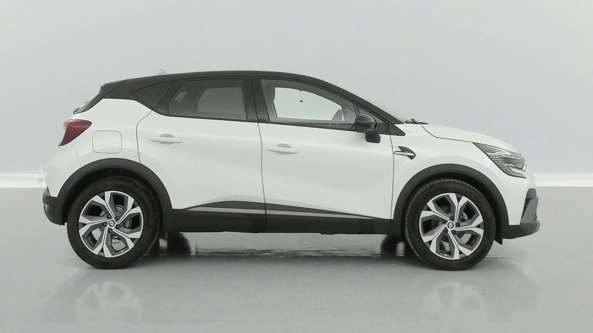 RENAULT CAPTUR R.S. line mild hybrid 160 EDC