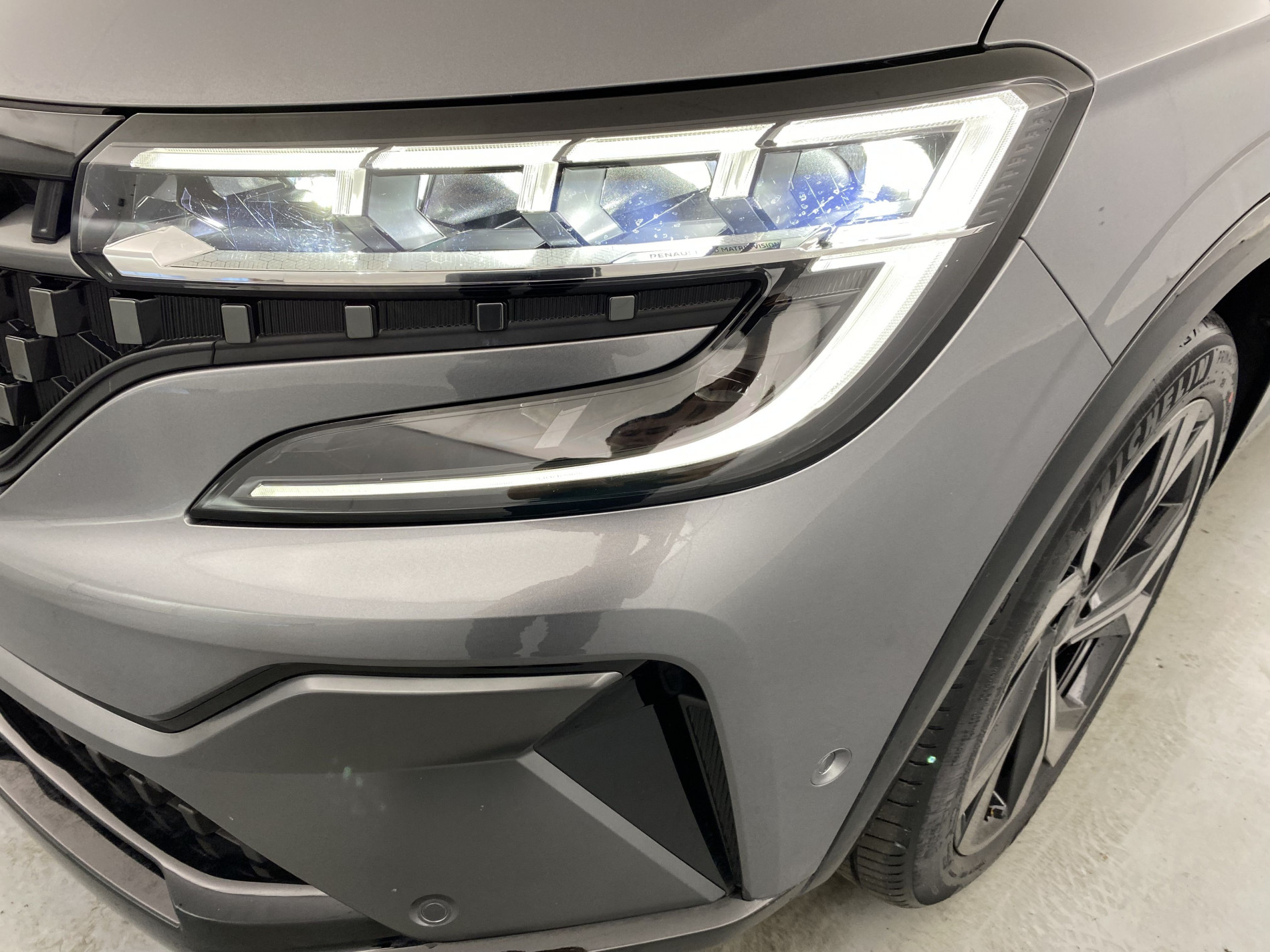 RENAULT AUSTRAL Iconic esprit Alpine + 4 CONTROL ET TOIT PANORAMIQUE E-Tech hybrid 200