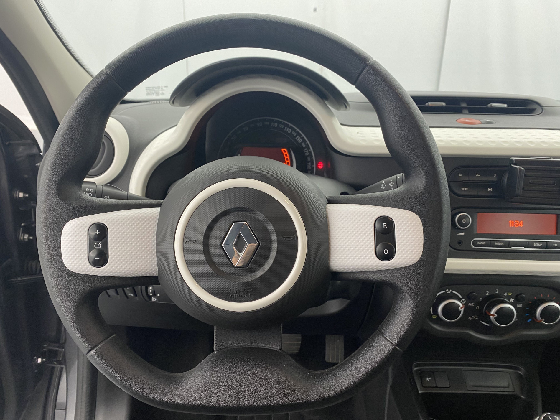 RENAULT TWINGO   Zen SCe 65