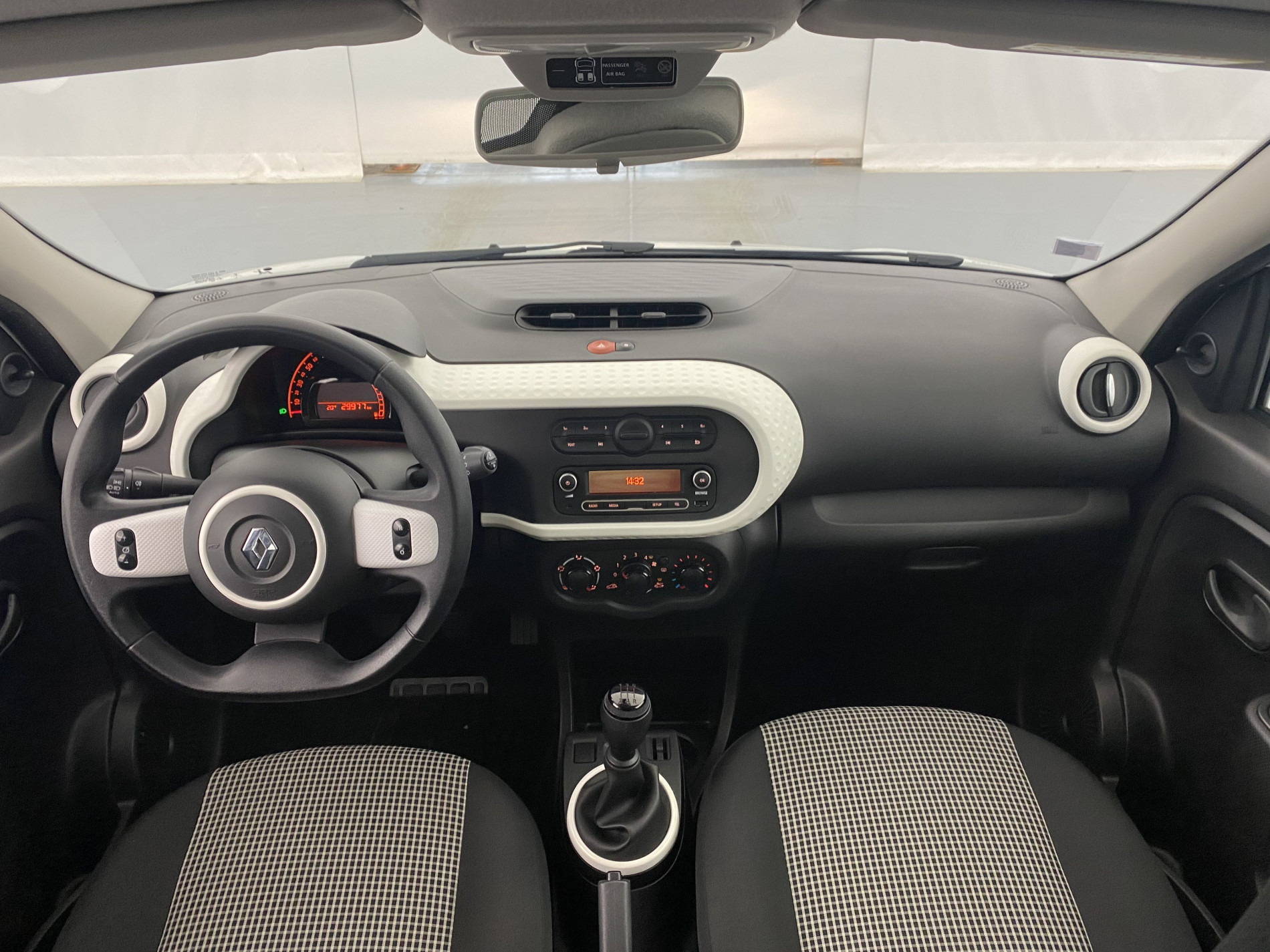 RENAULT TWINGO   Life SCe 65 20