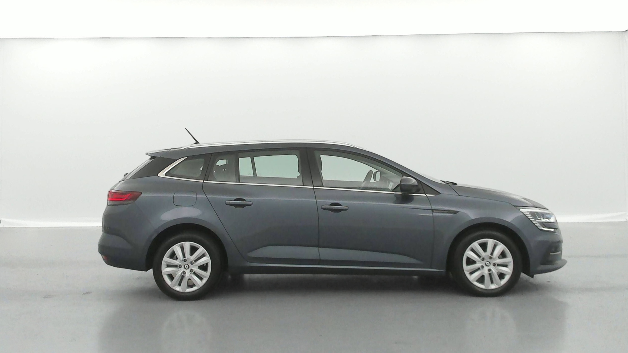 RENAULT MEGANE ESTATE   Business TCe 140 EDC FAP 21N