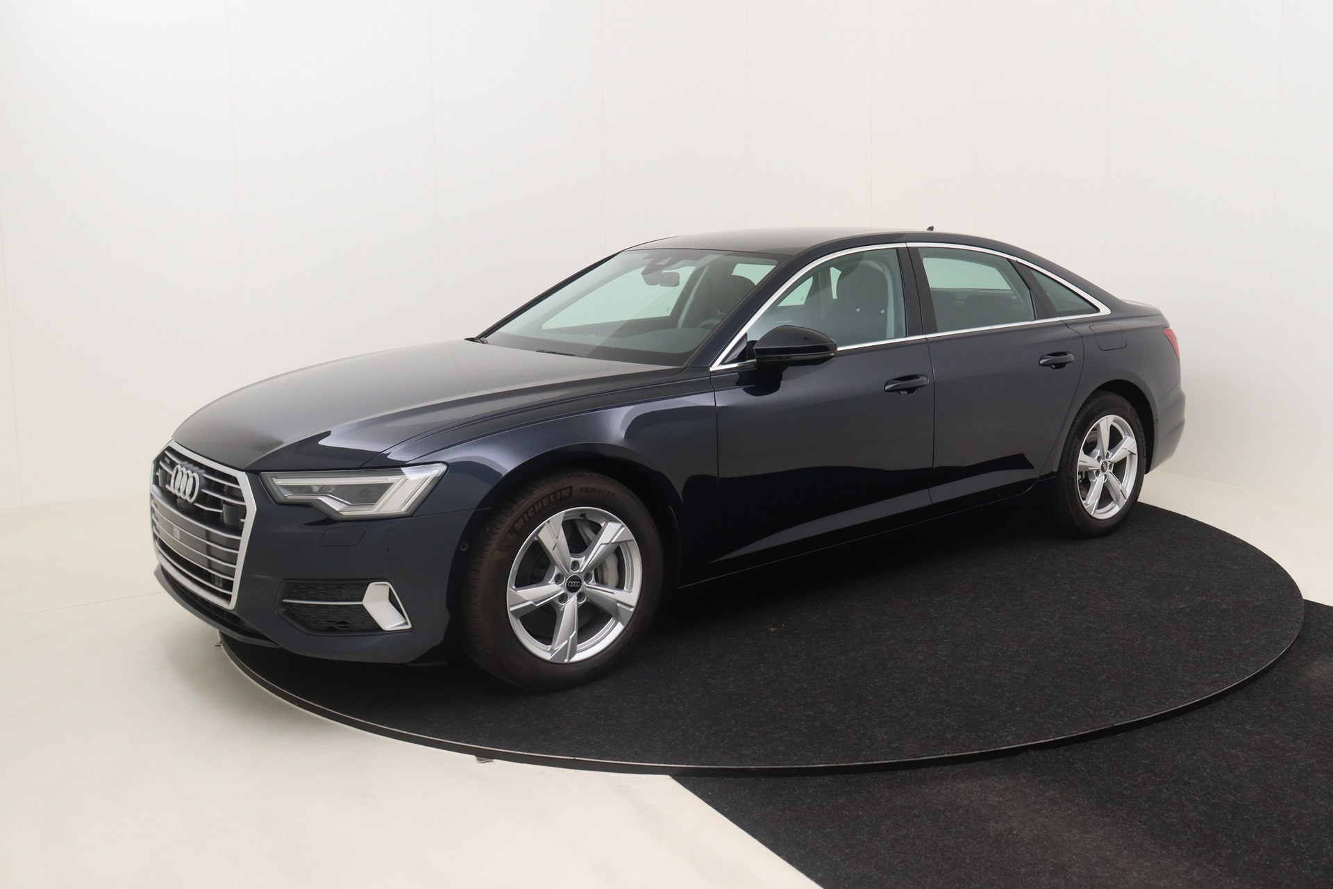 AUDI A6   50 TFSI e Quattro Advanced