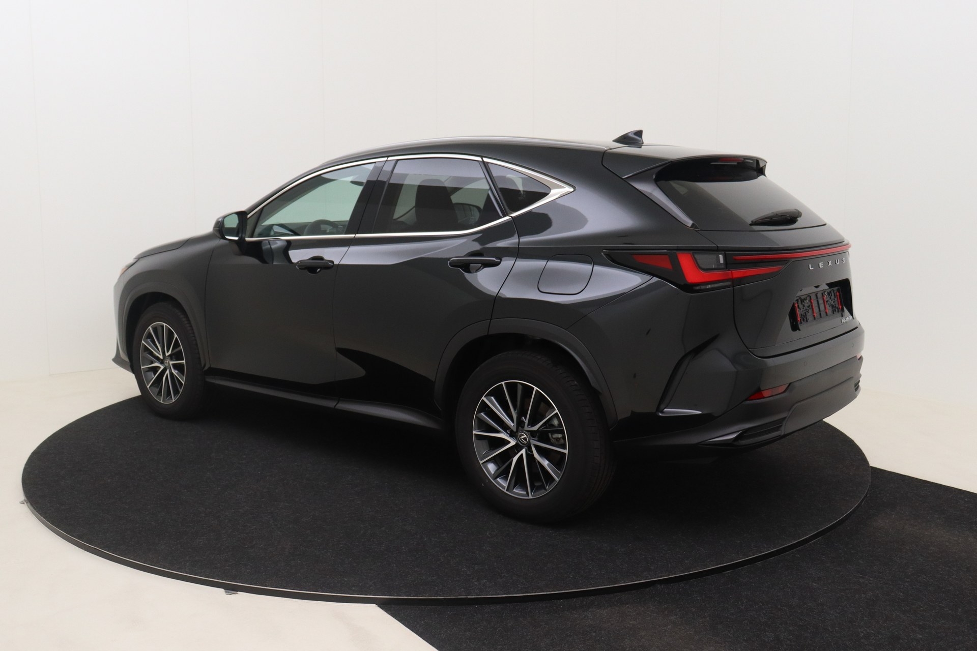 LEXUS NX 450H   2,5 PHEV 185ch Premium 4WD MY24