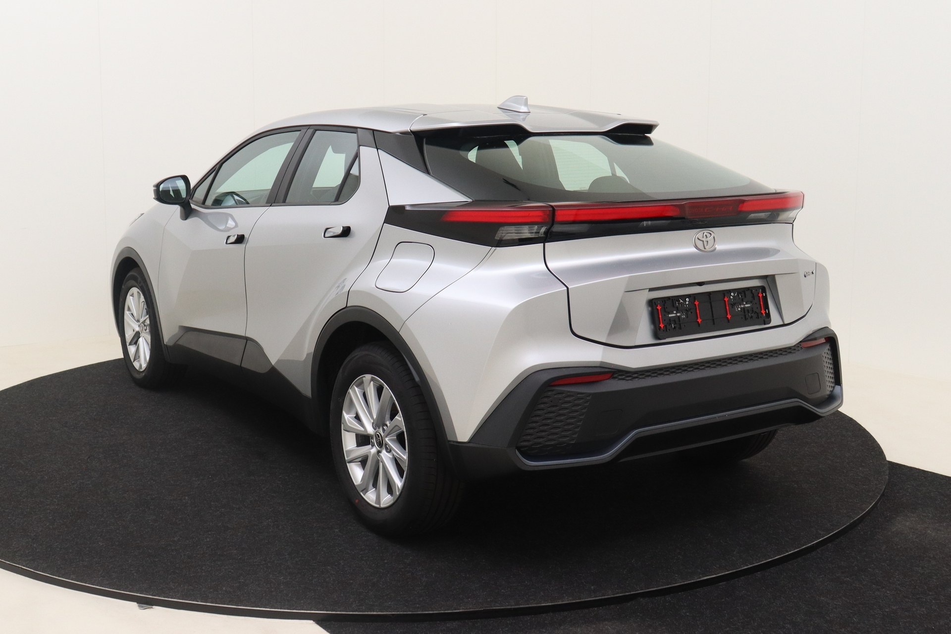 TOYOTA C-HR   1,8 HEV 98ch Active