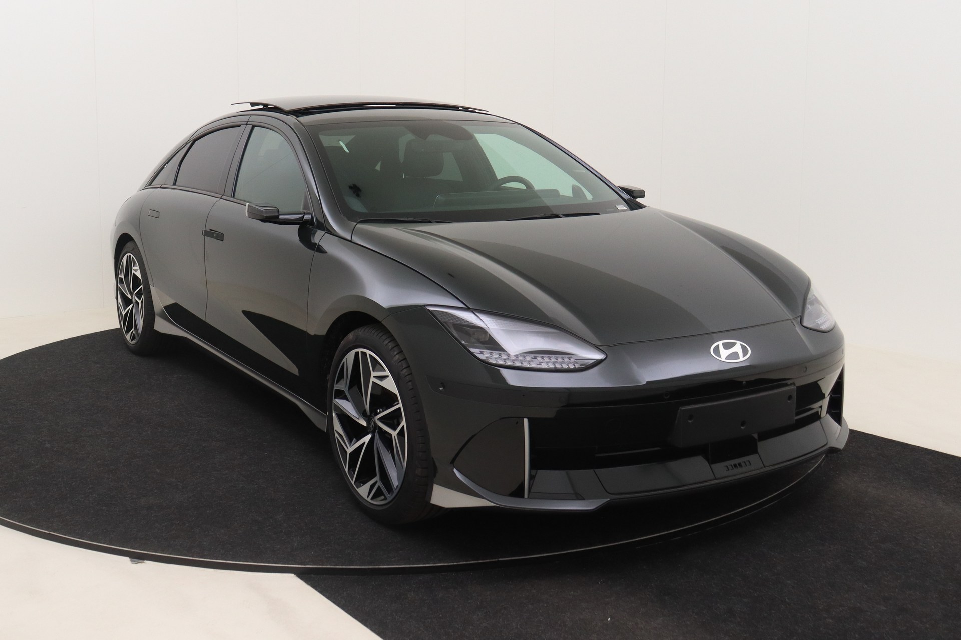 HYUNDAI IONIQ 6   77,4 kWh Ultra