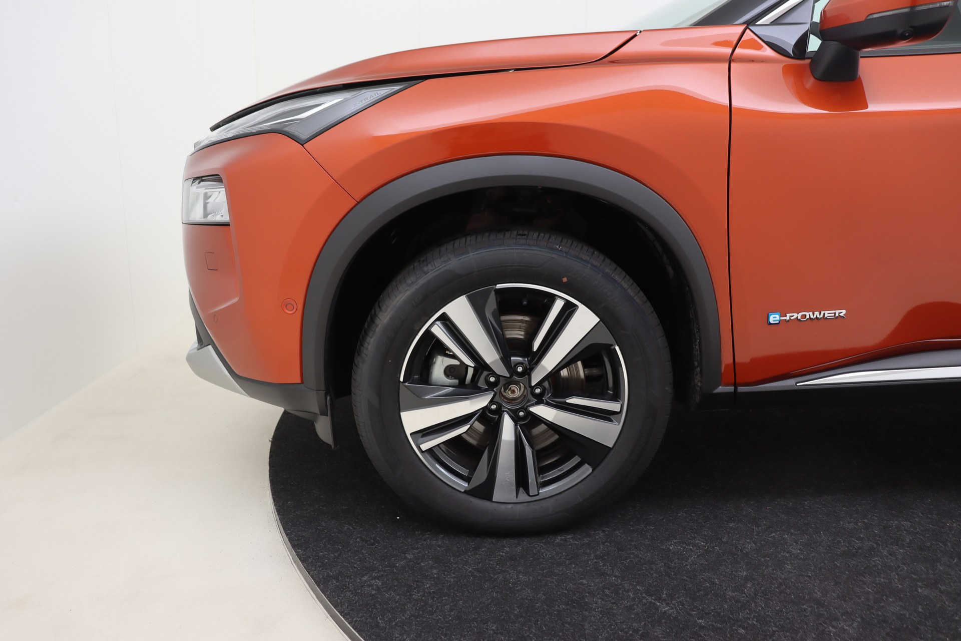 NISSAN X-TRAIL   1,5 e-POWER 204ch 2WD  Tekna