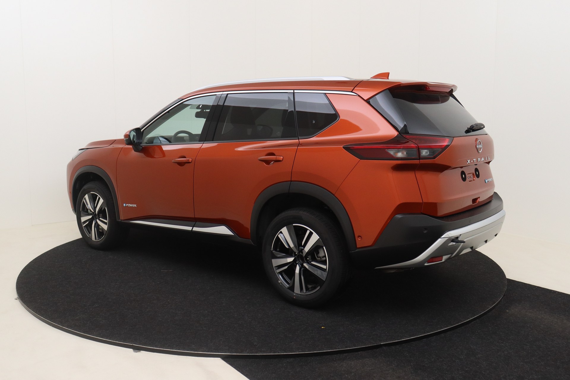 NISSAN X-TRAIL   1,5 e-POWER 204ch 2WD  Tekna