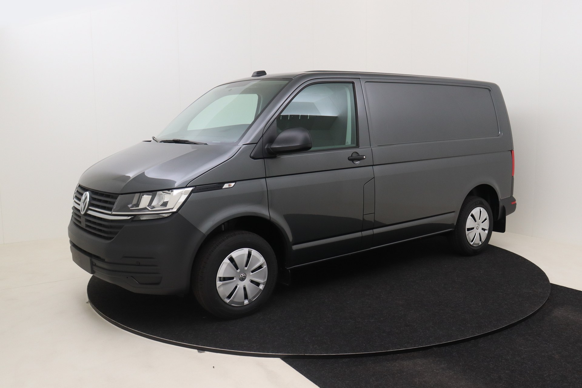 VOLKSWAGEN T6 Transporter   2.0 TDI 110ch 5M Van SWB