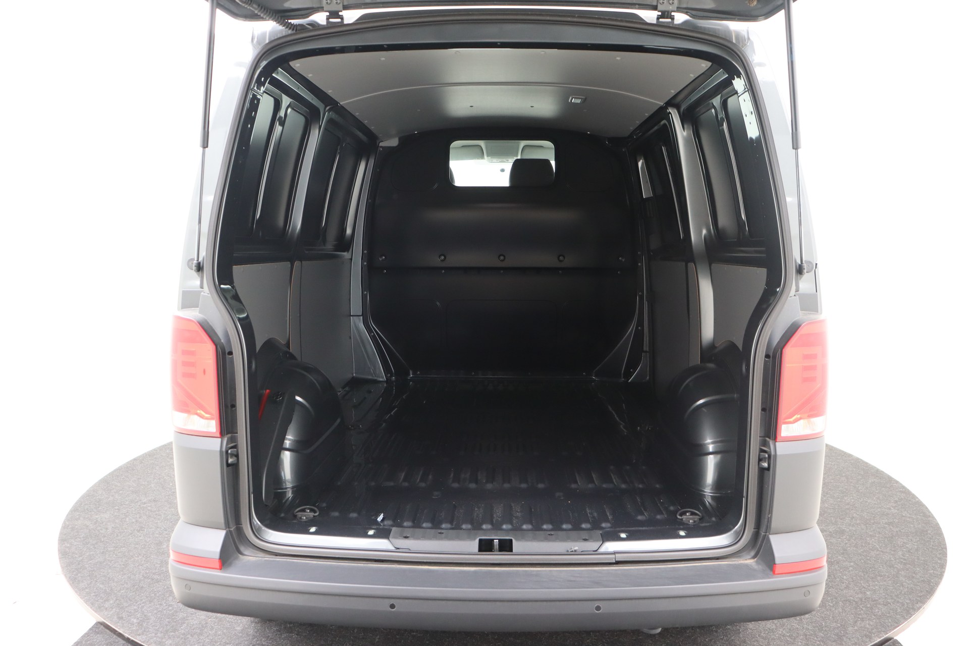 VOLKSWAGEN T6 Transporter   2.0 TDI 110ch 5M Van SWB