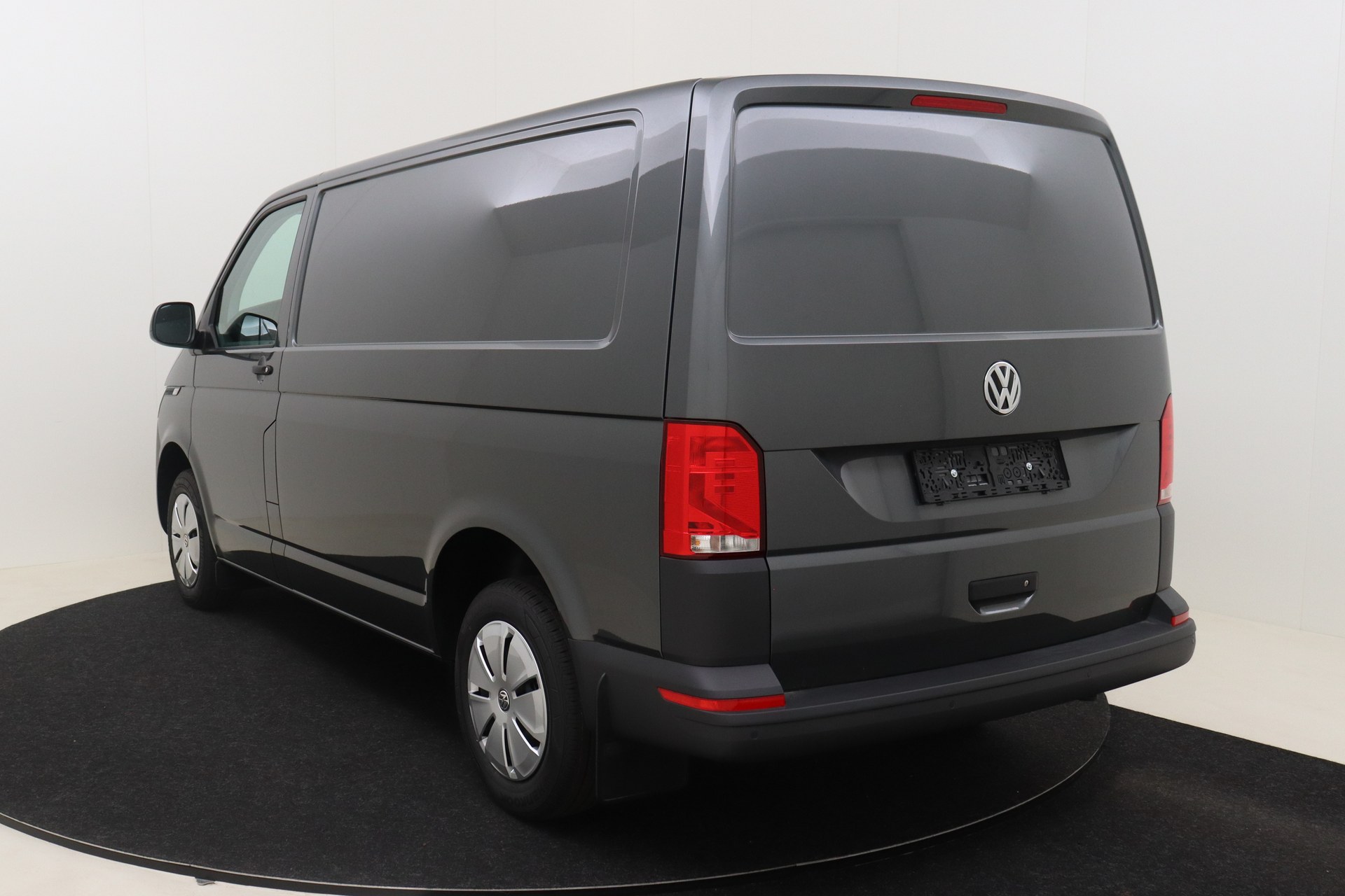 VOLKSWAGEN T6 Transporter   2.0 TDI 110ch 5M Van SWB