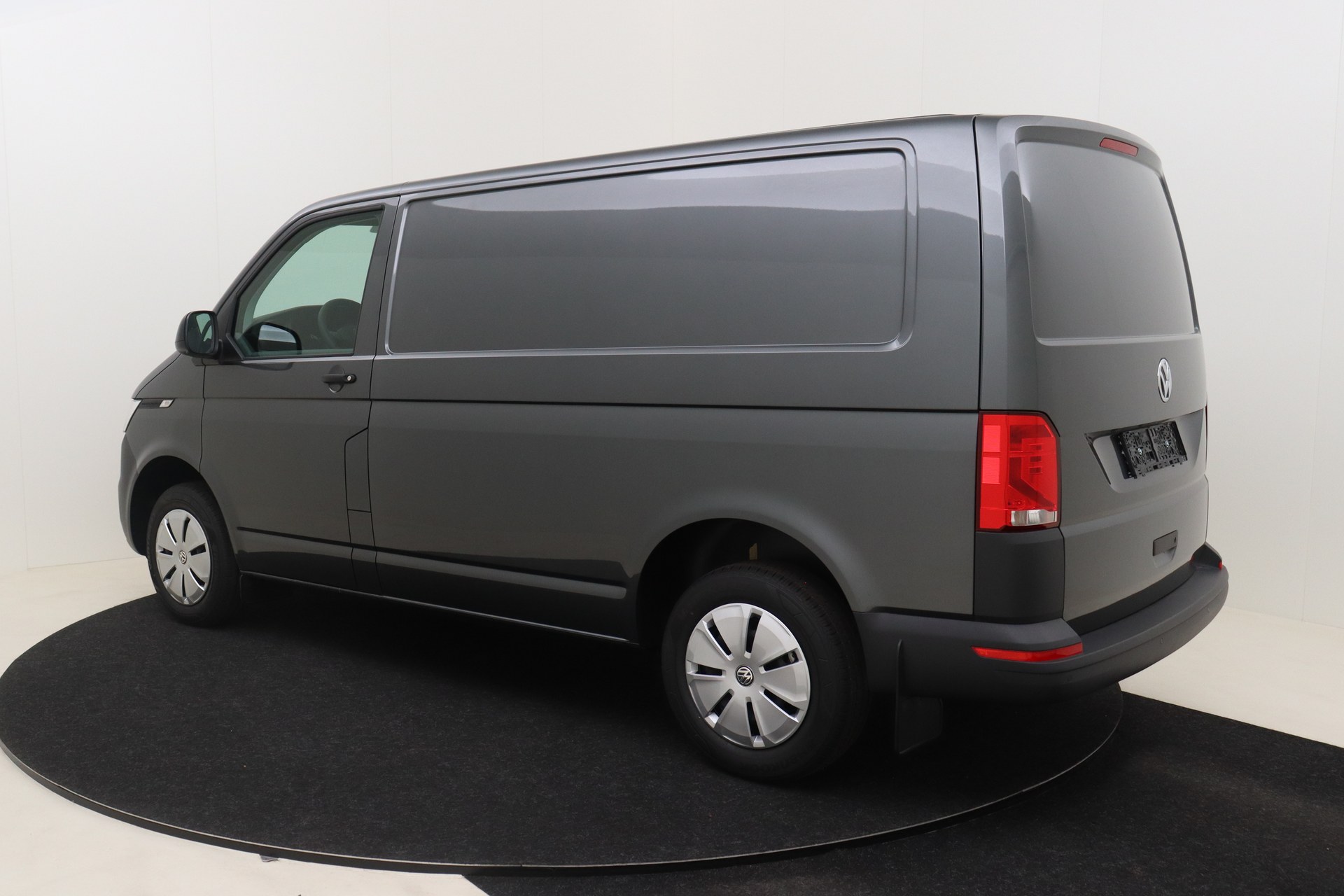 VOLKSWAGEN T6 Transporter   2.0 TDI 110ch 5M Van SWB