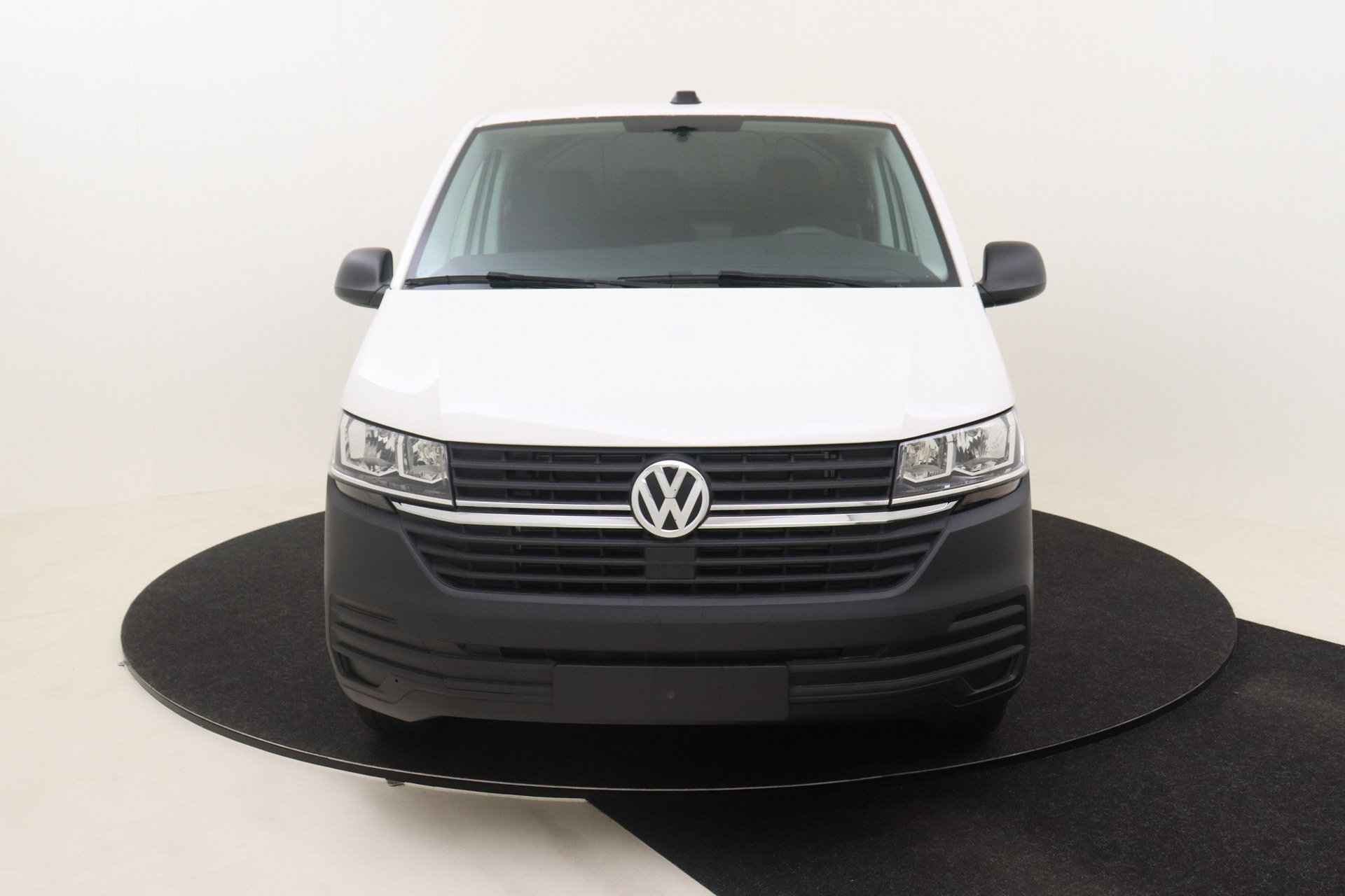 VOLKSWAGEN T6 Transporter   2.0 TDI EU6 150ch 6M Van SWB