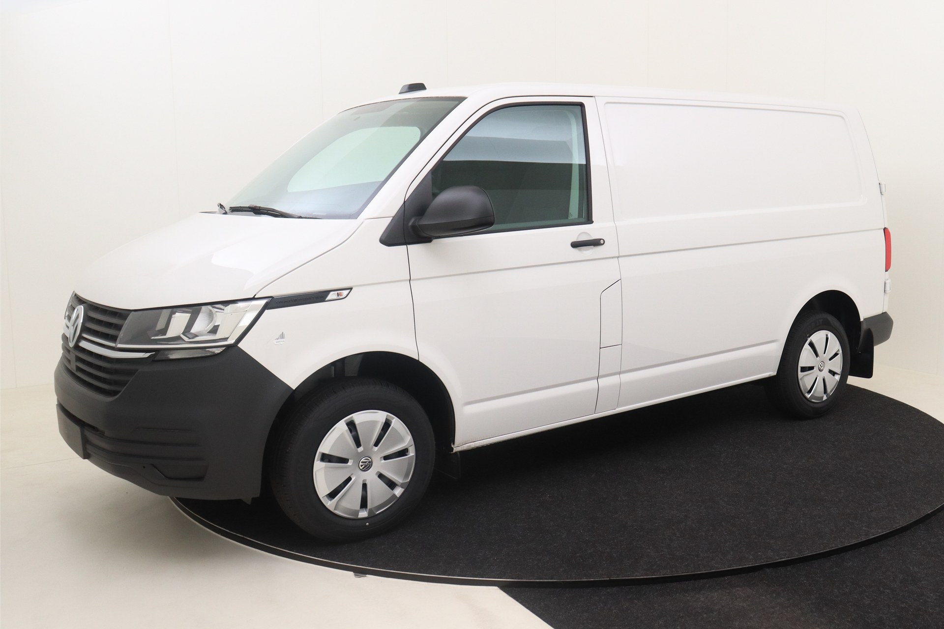 VOLKSWAGEN T6 Transporter   2.0 TDI EU6 150ch 6M Van SWB