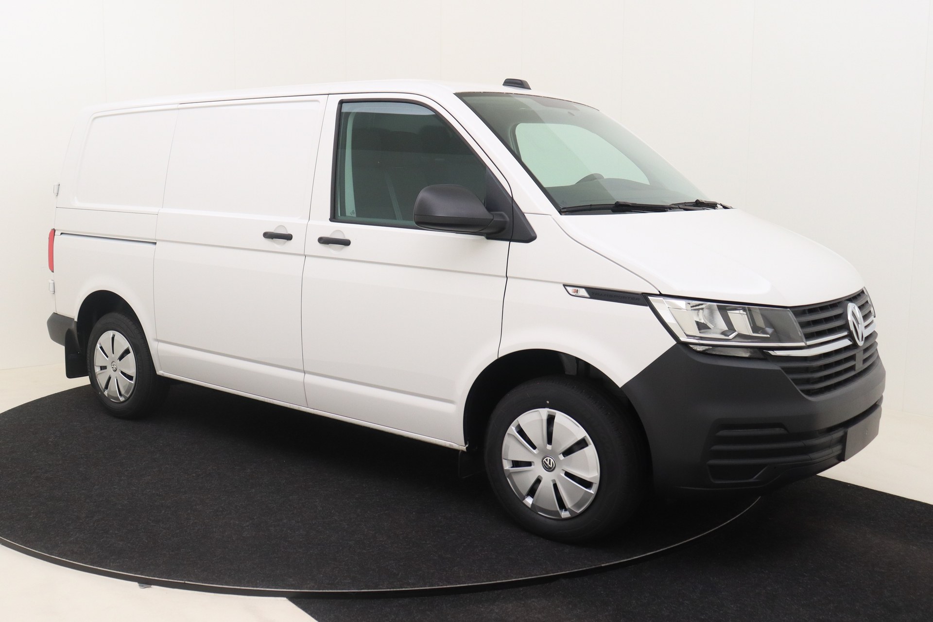 VOLKSWAGEN T6 Transporter   2.0 TDI EU6 150ch 6M Van SWB